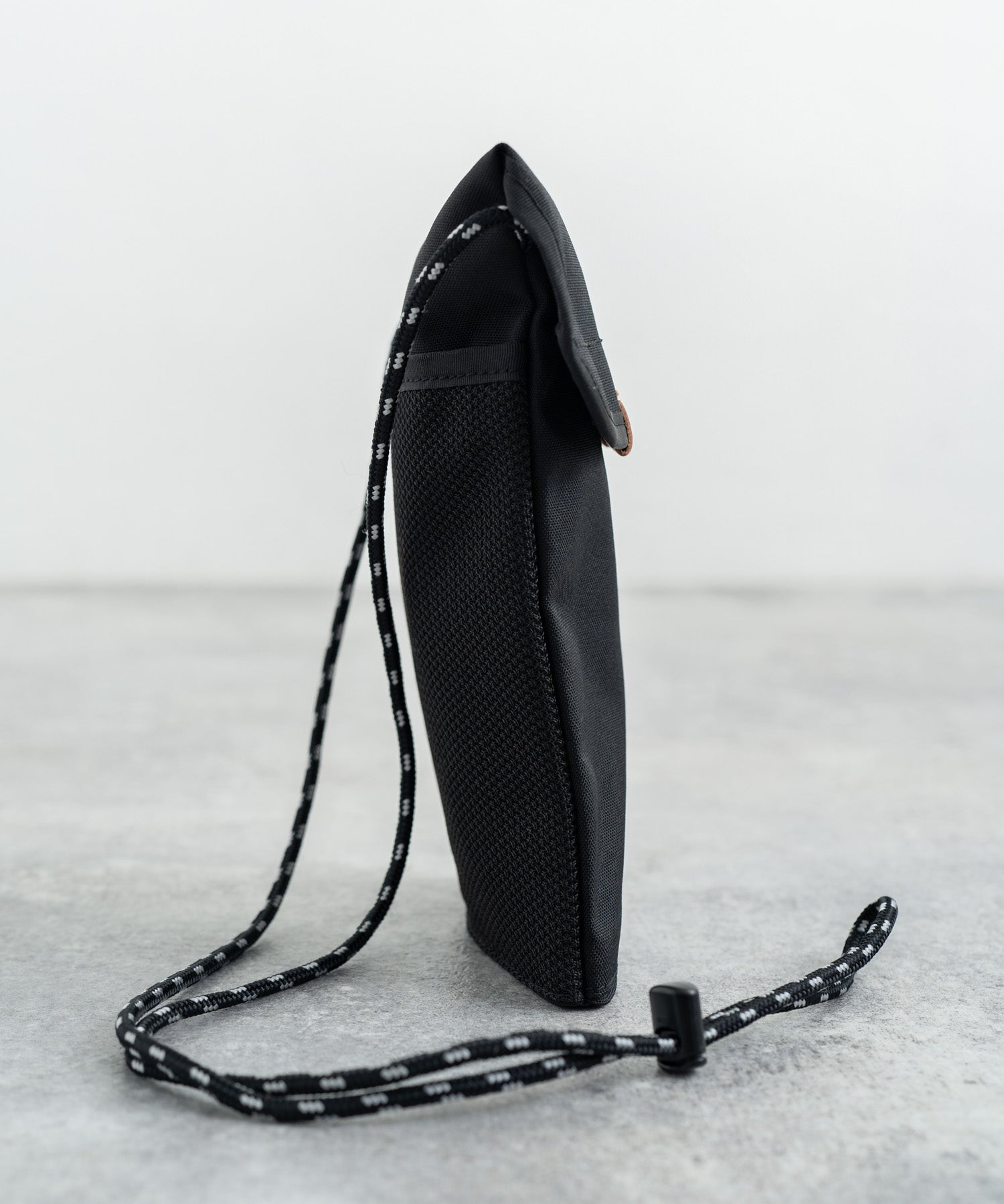 Butler Verner Sails バトラーバーナーセイルズ 日本製 国産 コーデュラバーチカルサコッシュ JA-2127 7624