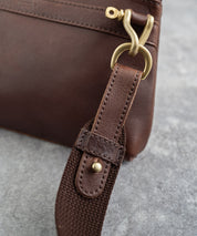 Butler Verner Sails バトラーバーナーセイルズ 日本製 国産ヌメ革レザー捻りシャックルミニショルダーバッグ JA-1713-2 4064