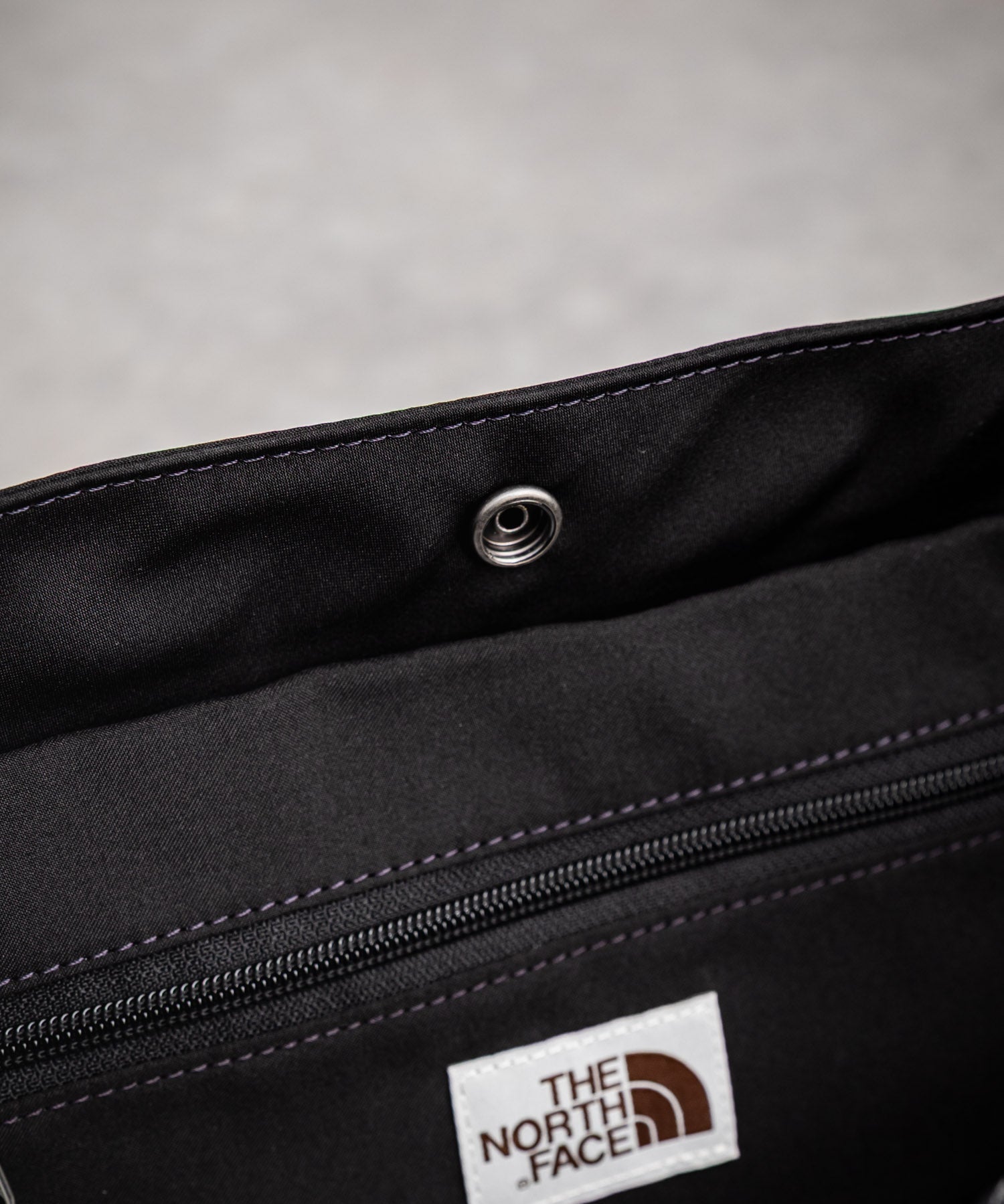 新色追加 日本未展開モデル THE NORTH FACE WHITE LABEL BIG LOGO SHOULDER BAG 韓国限定 ワンポイントロゴショルダーバッグ 14589