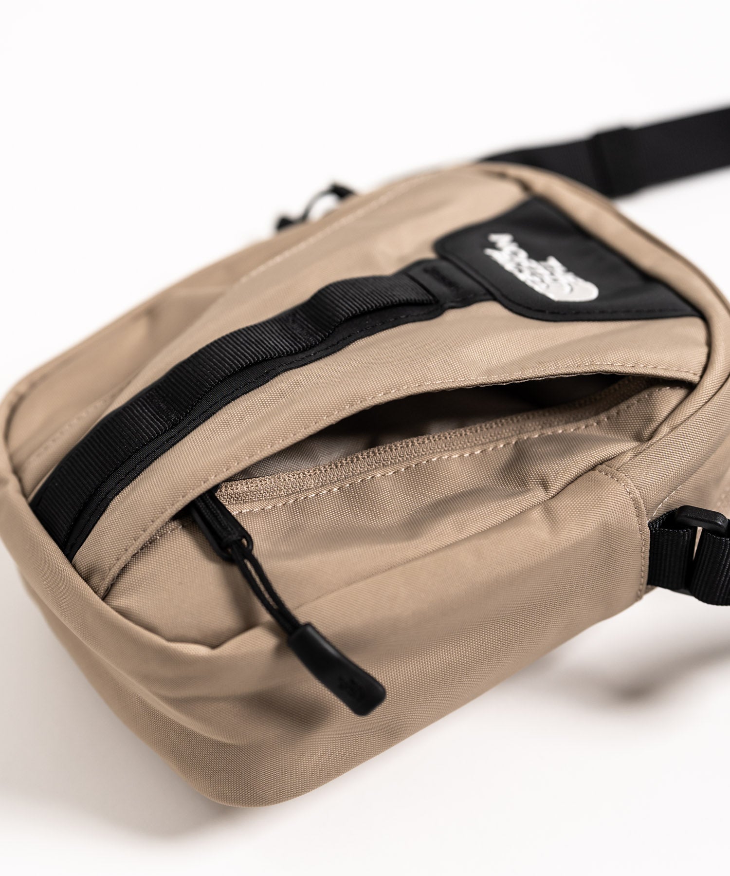 THE NORTH FACE ザ・ノースフェイス BIG SHOT CROSS BAG ワンポイントロゴ刺繍ショルダーバッグ 15878