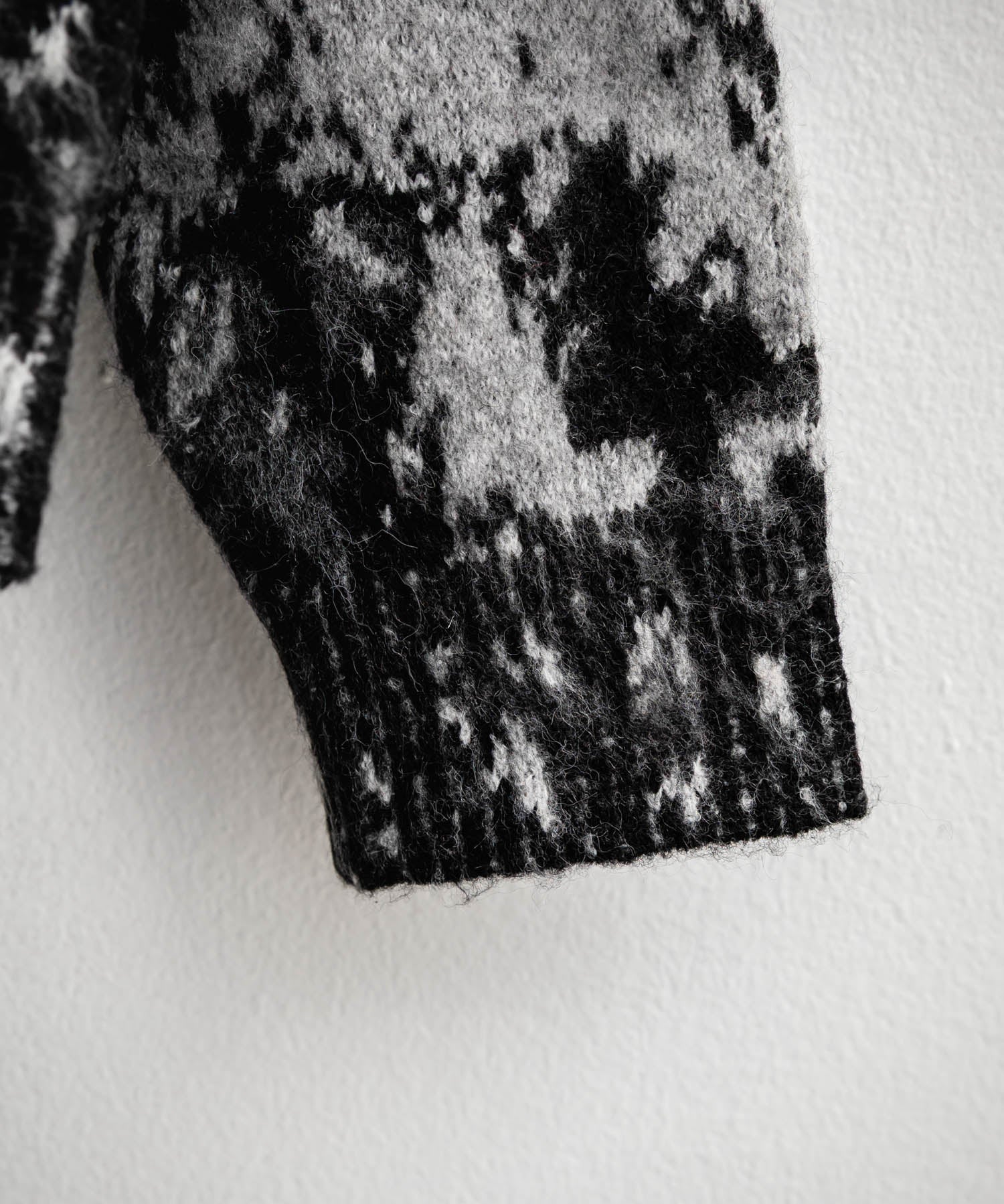 オーバーサイズ5Gジャガード編みアブストラクト柄クルーネックニットセーター 15193