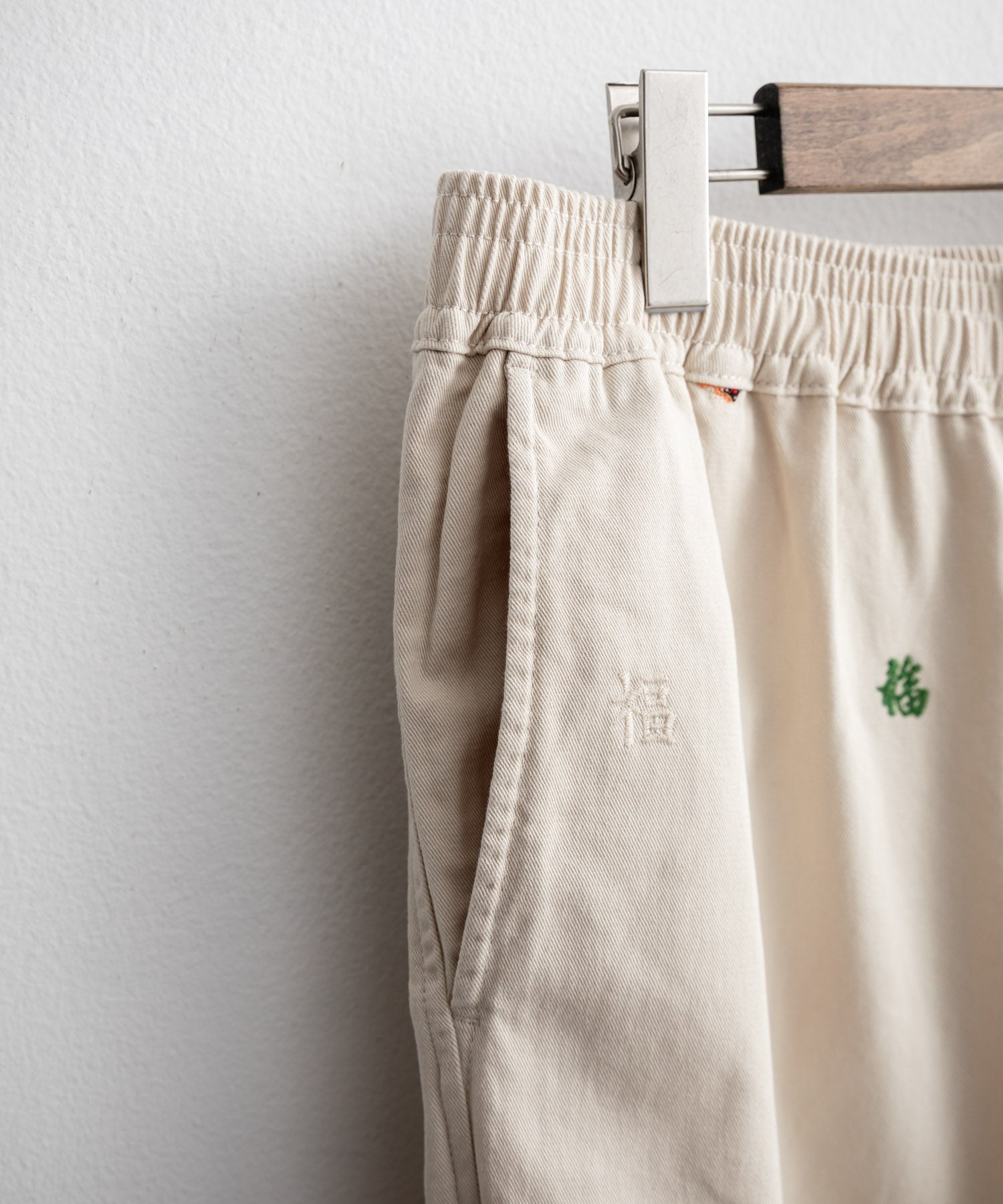 HOUSTON TWILL ALLOVER EMB EASY PANTS コットンツイル総柄刺繍イージーテーパードチノパンツ 16178