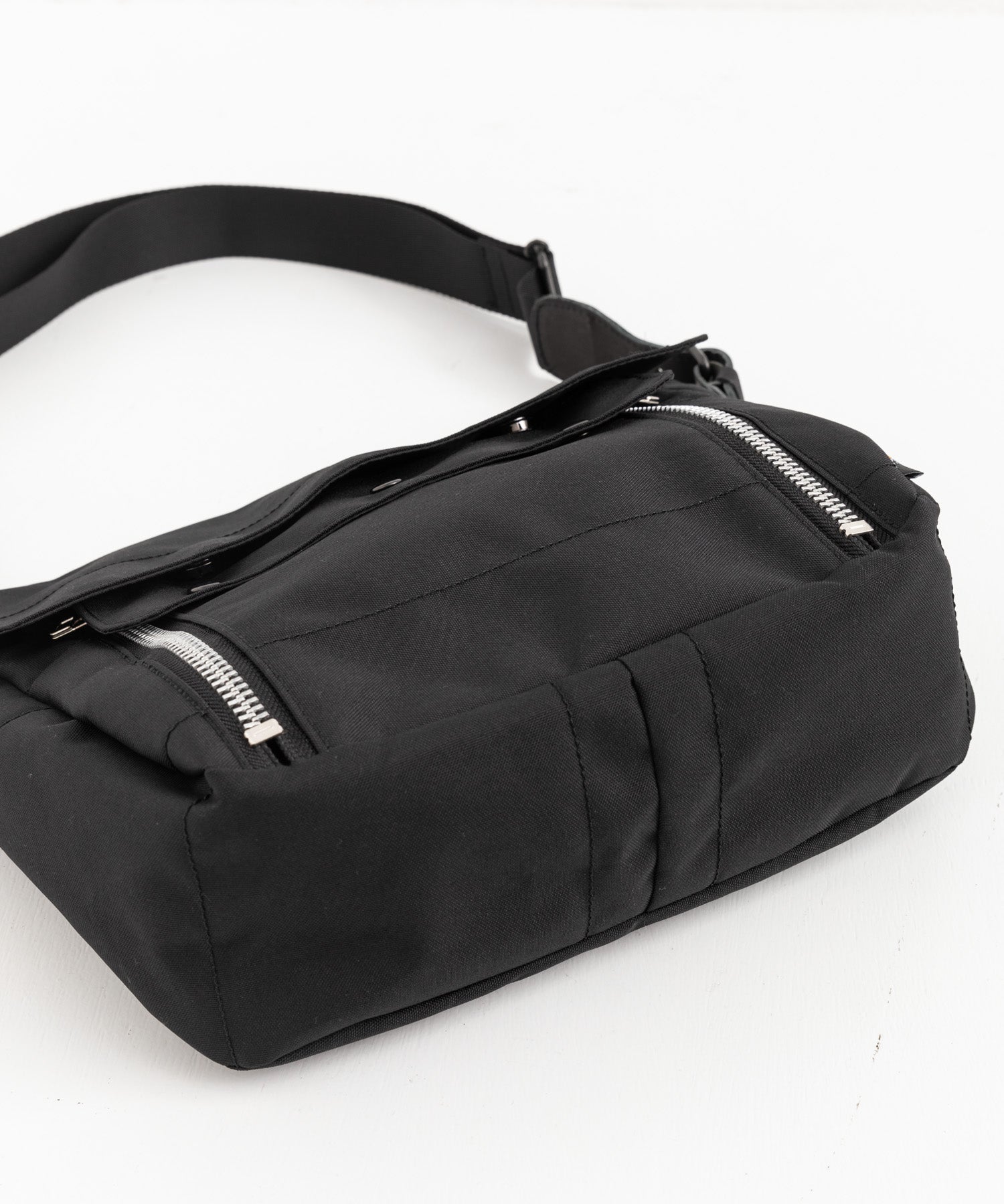 Butler Verner Sails バトラーバーナーセイルズ 日本製 国産 コーデュラ10ファスナーショルダー JA-2825 13145