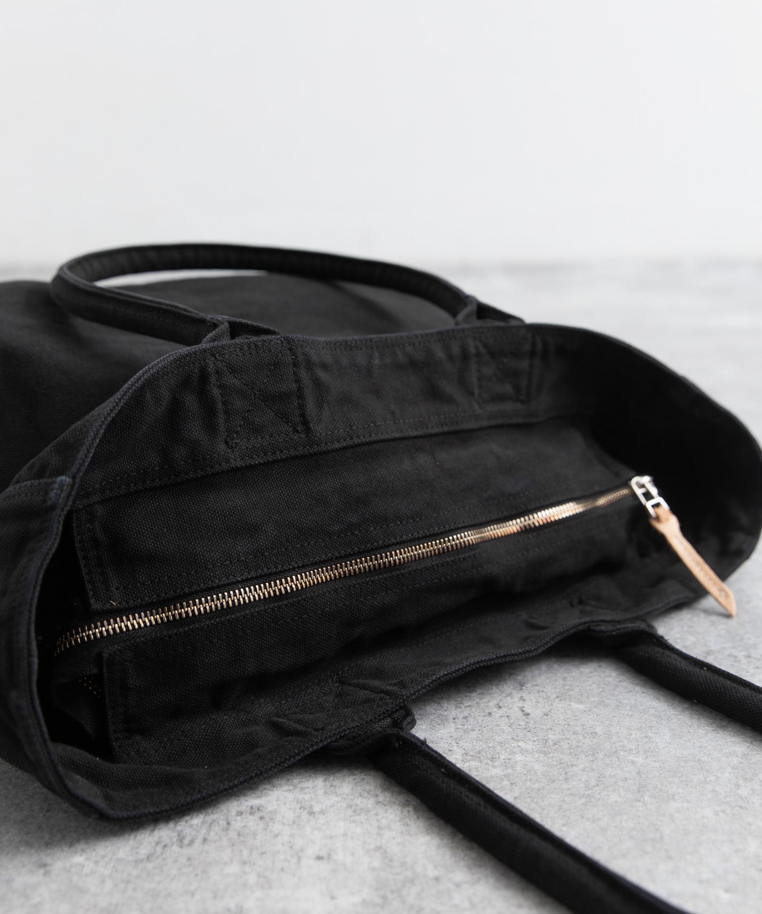 Butler Verner Sails バトラーバーナーセイルズ 日本製/国産 反応染め8号キャンバスサークルトート JA-2142-2 11023