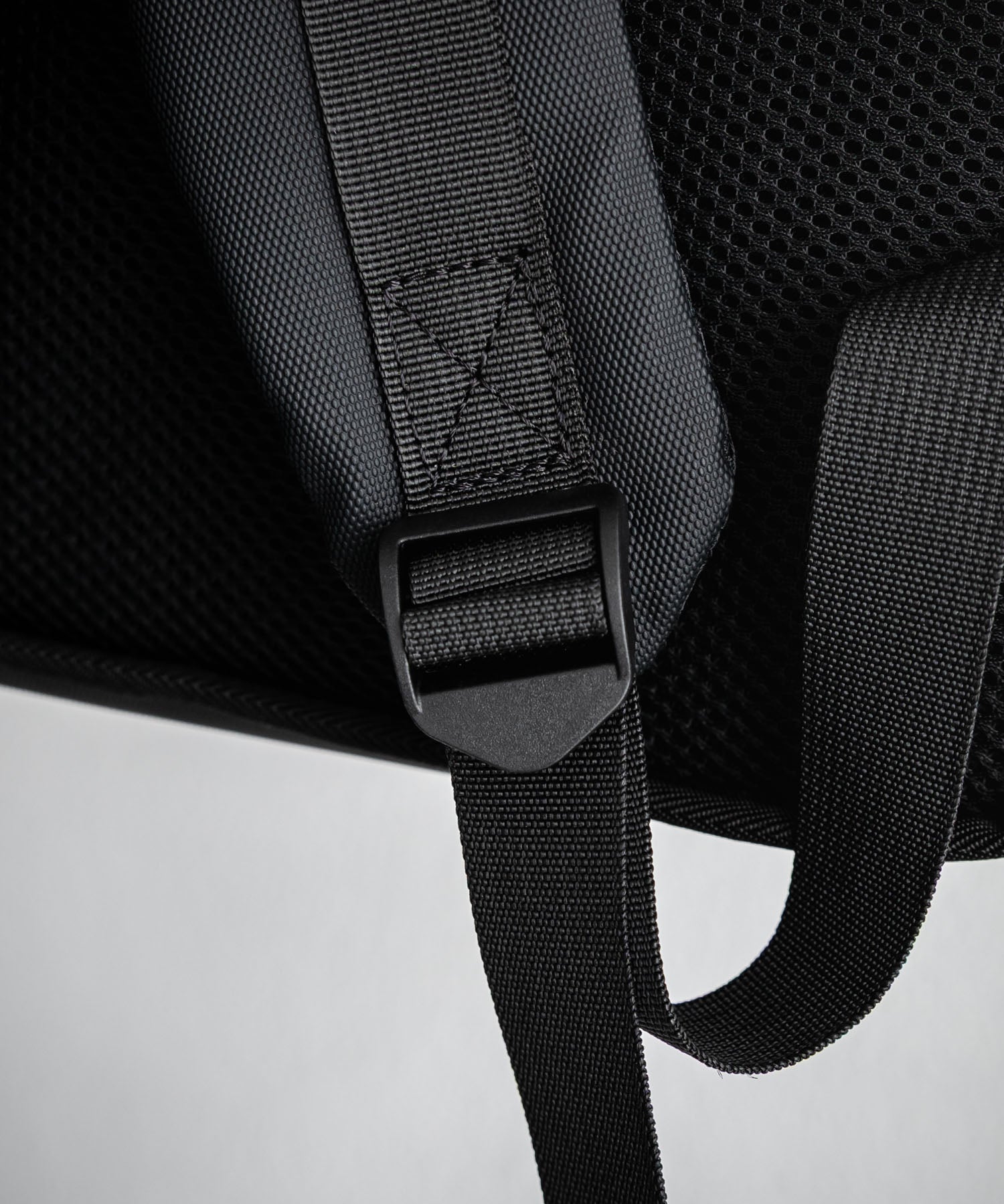 ロールトップアーバンフラップデイパック/バックパック/リュック 15512