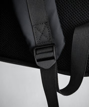 ロールトップアーバンフラップデイパック/バックパック/リュック 15512