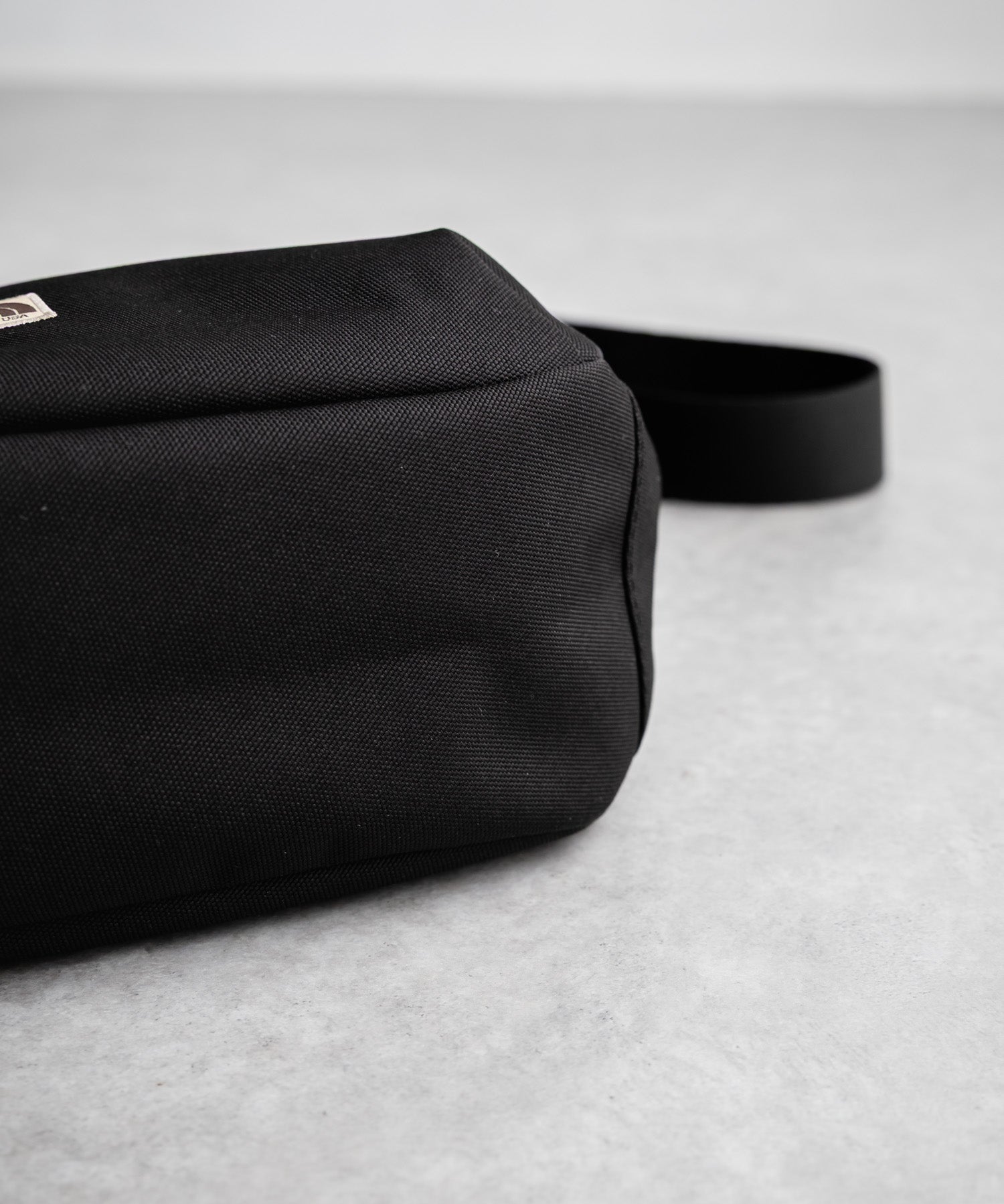 日本未展開モデル WHITE LABEL THE NORTH FACE STANDARD HOBO BAG S ショルダーバッグ 15570