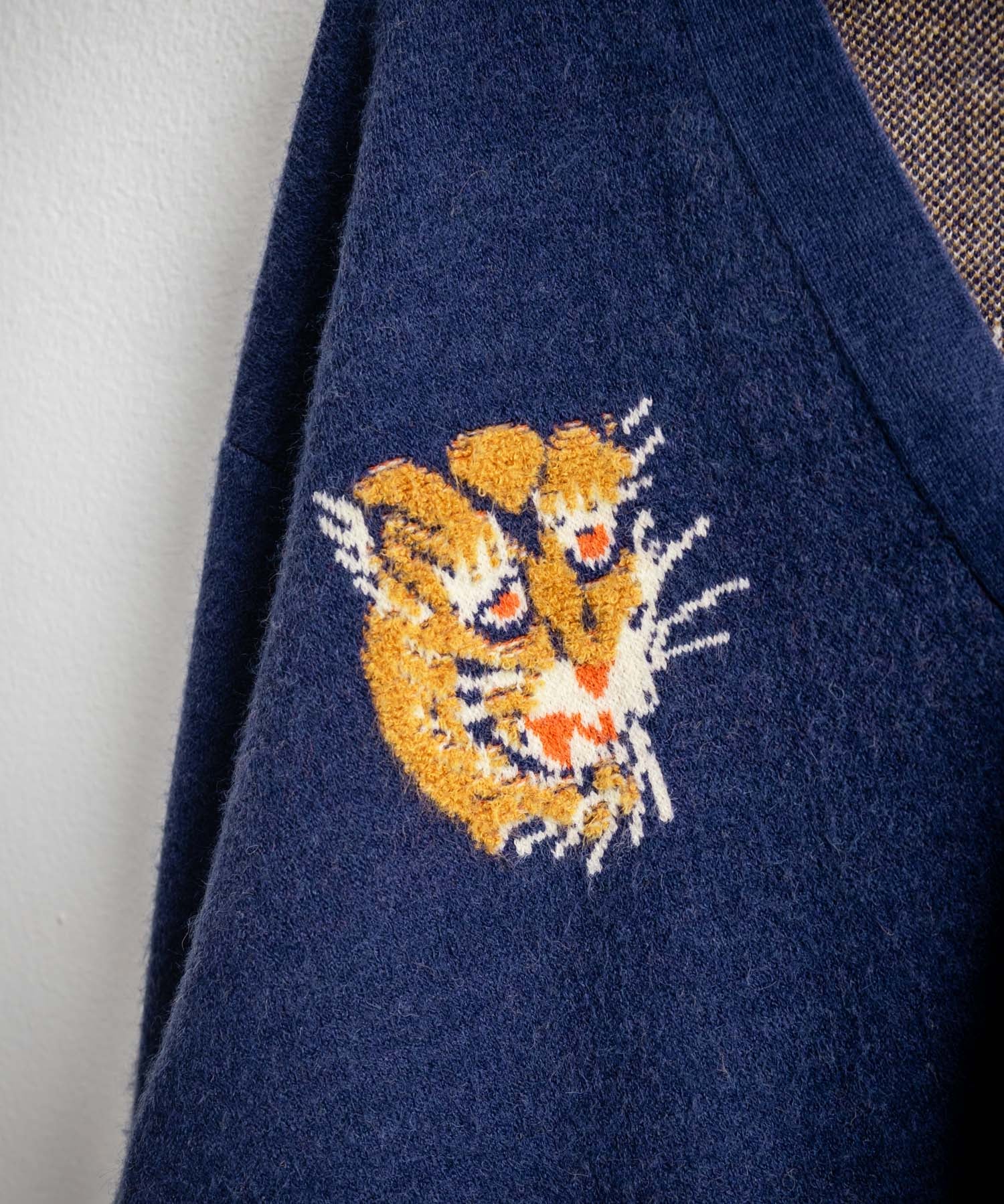 KRIFF MAYER クリフメイヤー もちのび虎刺繍Vネックニットカーディガン 2523100 14964