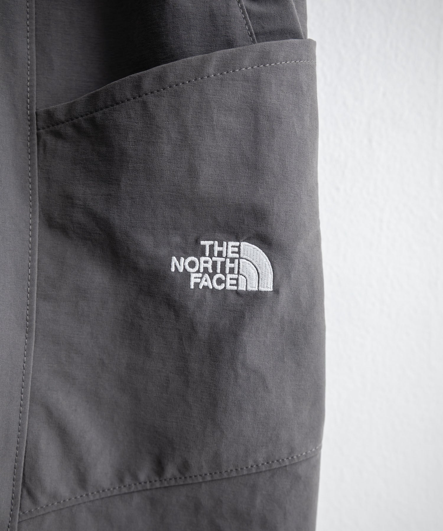 THE NORTH FACE ザ・ノースフェイス M CASUAL CARGO SHORT - AP ワンポイントロゴ刺繍イージーカーゴショートパンツ/ハーフパンツ 16248