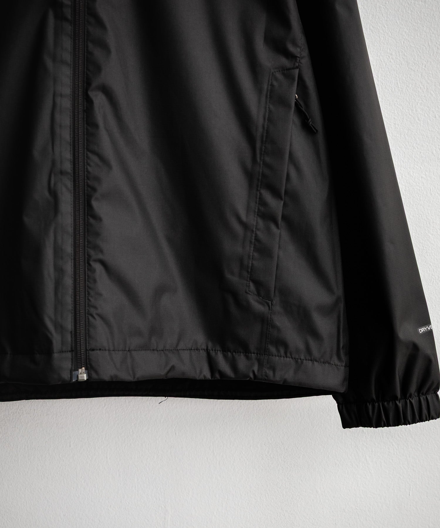 THE NORTH FACE QUEST JACKET ワンポイントロゴDRYVENTマウンテンパーカー/マンパ 15105