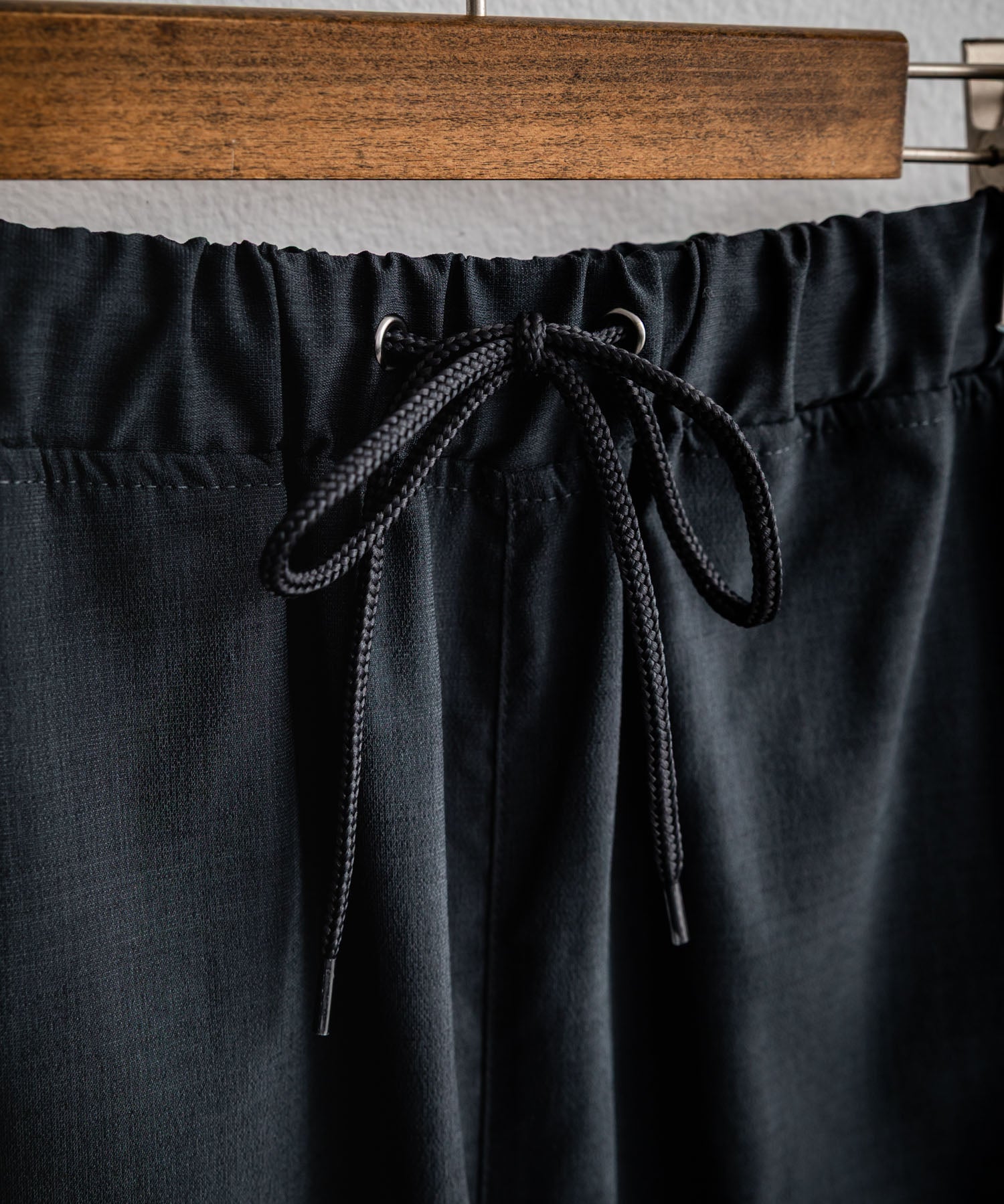 新色追加 接触冷感多機能素材リネンライク アンクルテーパードイージーパンツ 15482