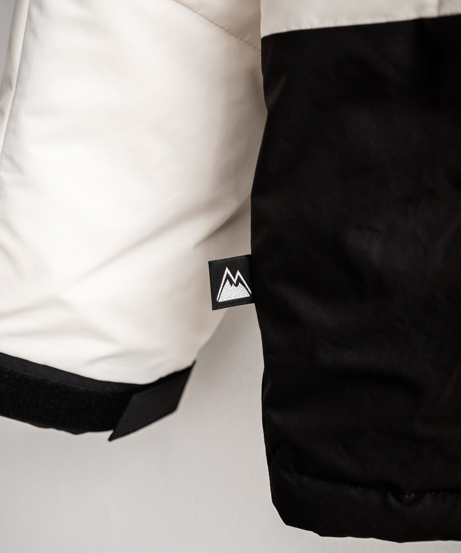 FIRST DOWN ファーストダウン WRAP DOWN PARKA DICROS MAURI フード付きラップダウンジャケット F942010 14980