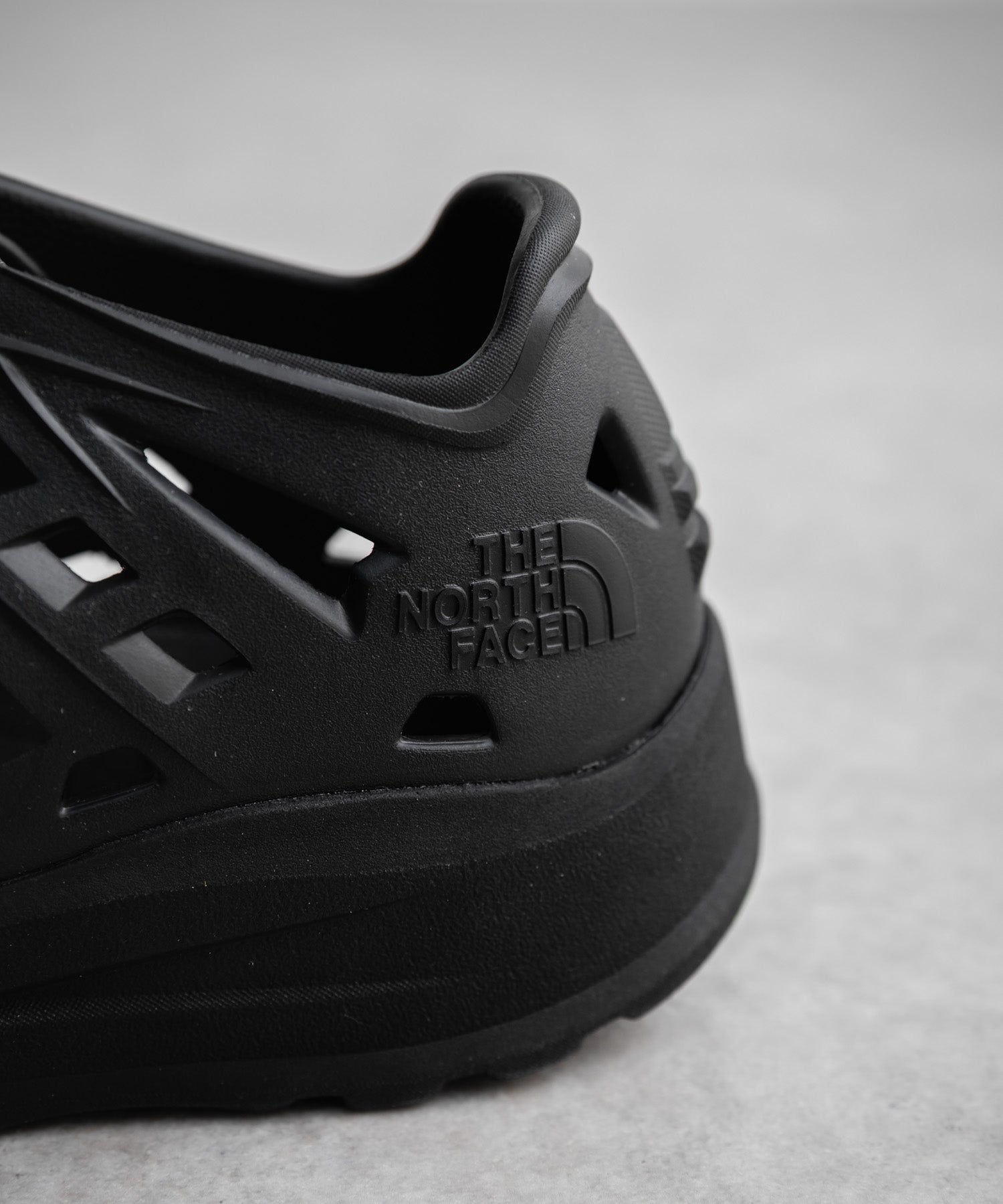 THE NORTH FACE WHITE LABEL RE-ACTIV SNEAKER スニーカースポーツサンダル 16165