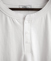 ケミカル加工 短丈 クロップド ショート丈半袖コットンヘンリーネックTシャツ 15632