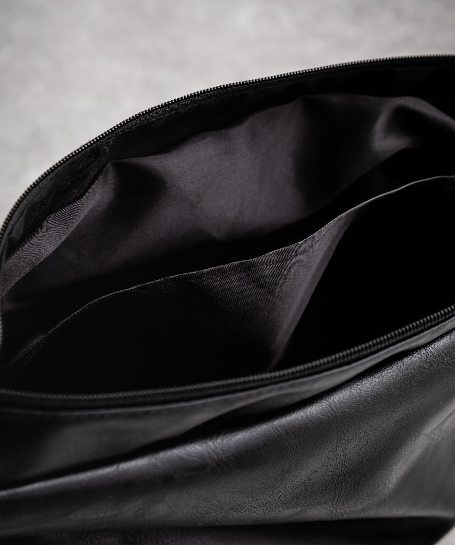 PUレザー ビッグショルダーバッグ 14290