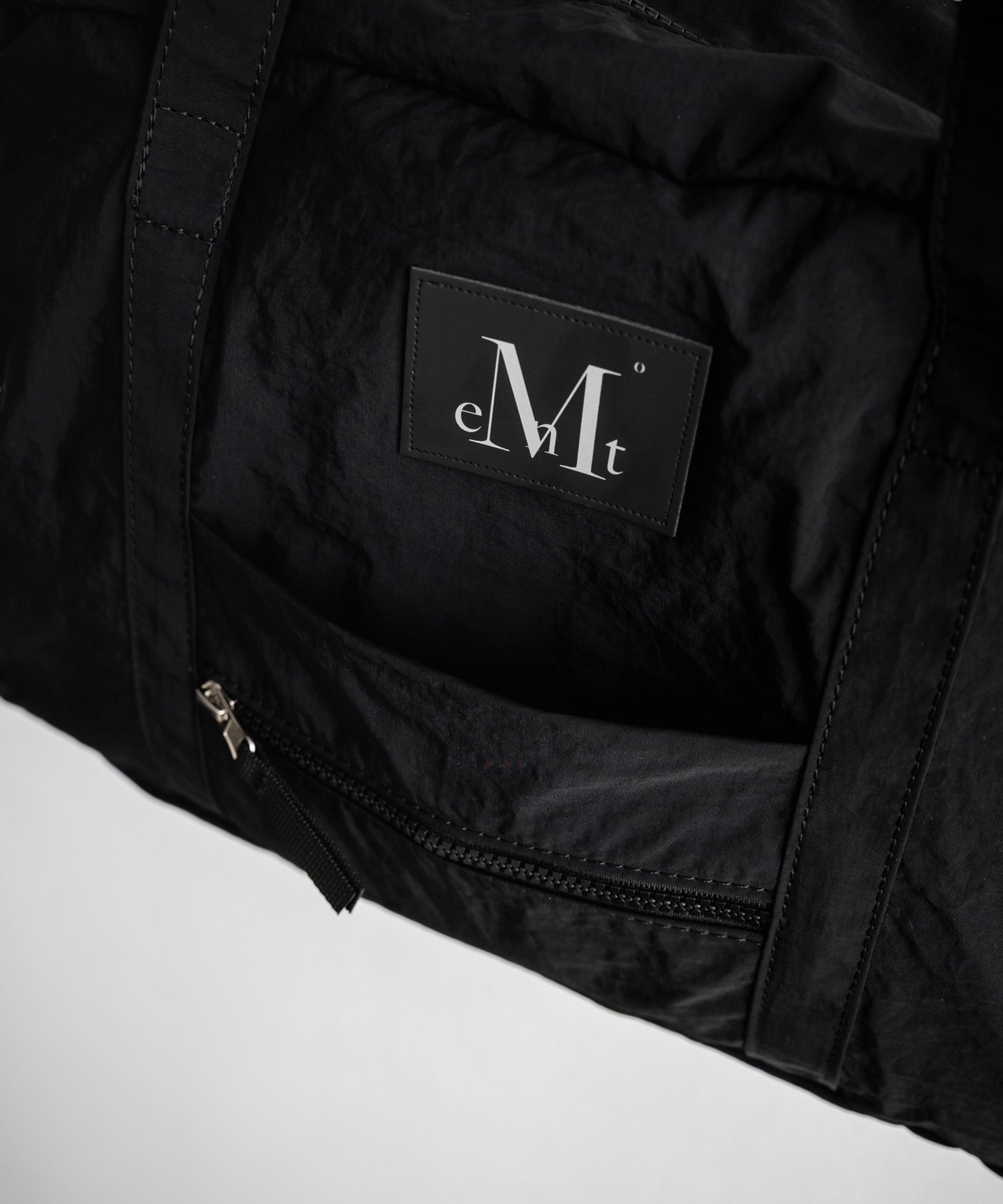 MUCENT ムセント AMANDA FRONT POCKET SHOULDER BAG UNISEX ボストンバッグ/ショルダーバッグ 16039