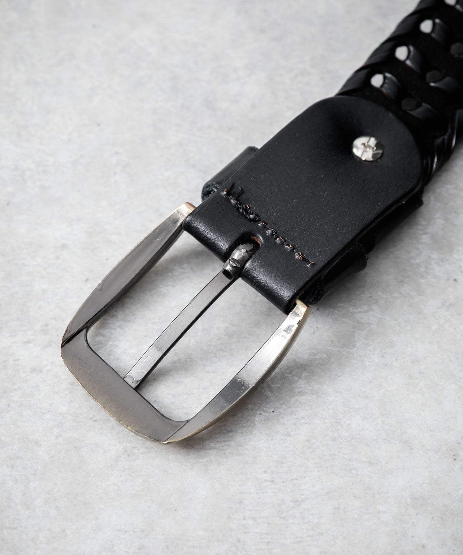 リアルレザー 本革 ラウンドスクエアバックルメッシュベルト 15729