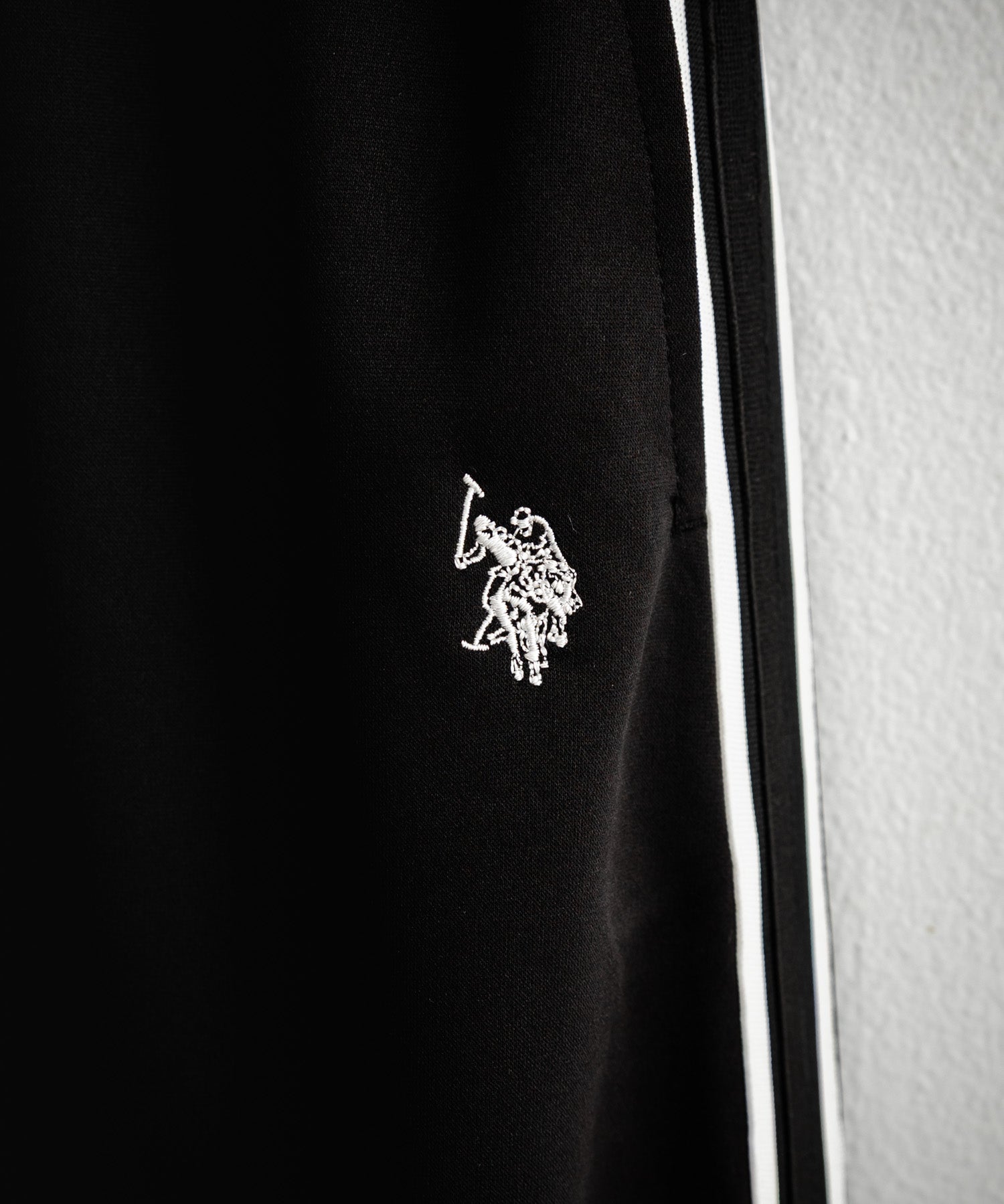 U.S. POLO ASSN. ユーエスポロアッスン サイドラインロゴ刺繍バックスリット入りロングトラックスカート 15106
