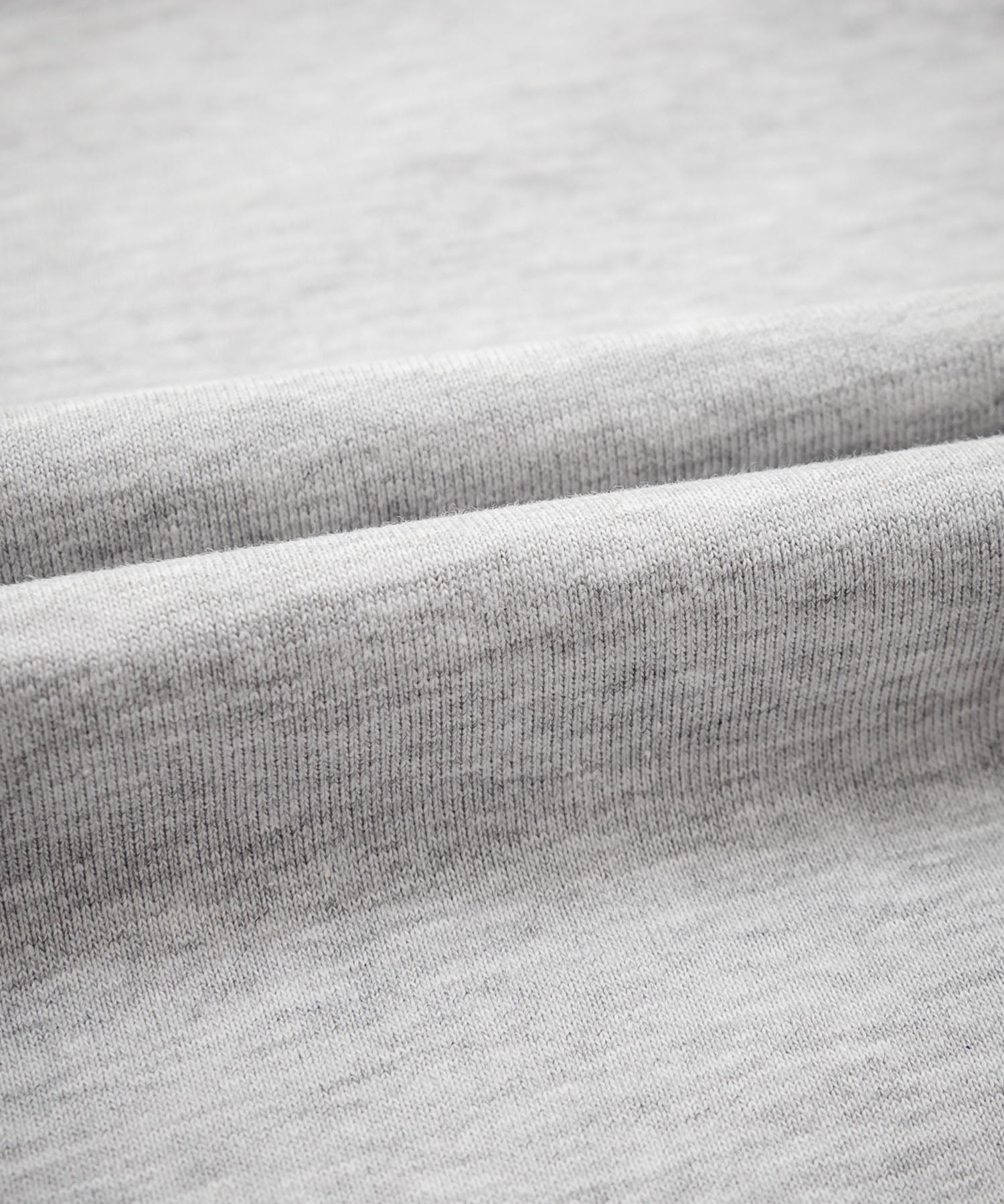 新色追加 日本未展開モデル WHITE LABEL THE NORTH FACE ESSENTIAL SWEATSHIRTS ルーズフィットワンポイントロゴスウェットトレーナー 15459