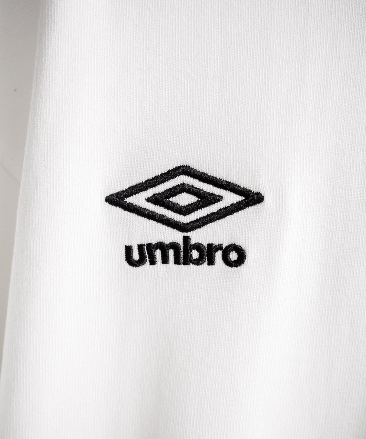 UMBRO アンブロ 別注コラボ オーバーサイズサイドライントラックワンポイントロゴ刺繍クルーネック半袖Tシャツ