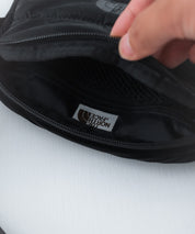 日本未展開モデル WHITE LABEL THE NORTH FACE CHUBBY CROSS BAG MINI ラウンド型キルティングミニクロスショルダーバッグ 15363