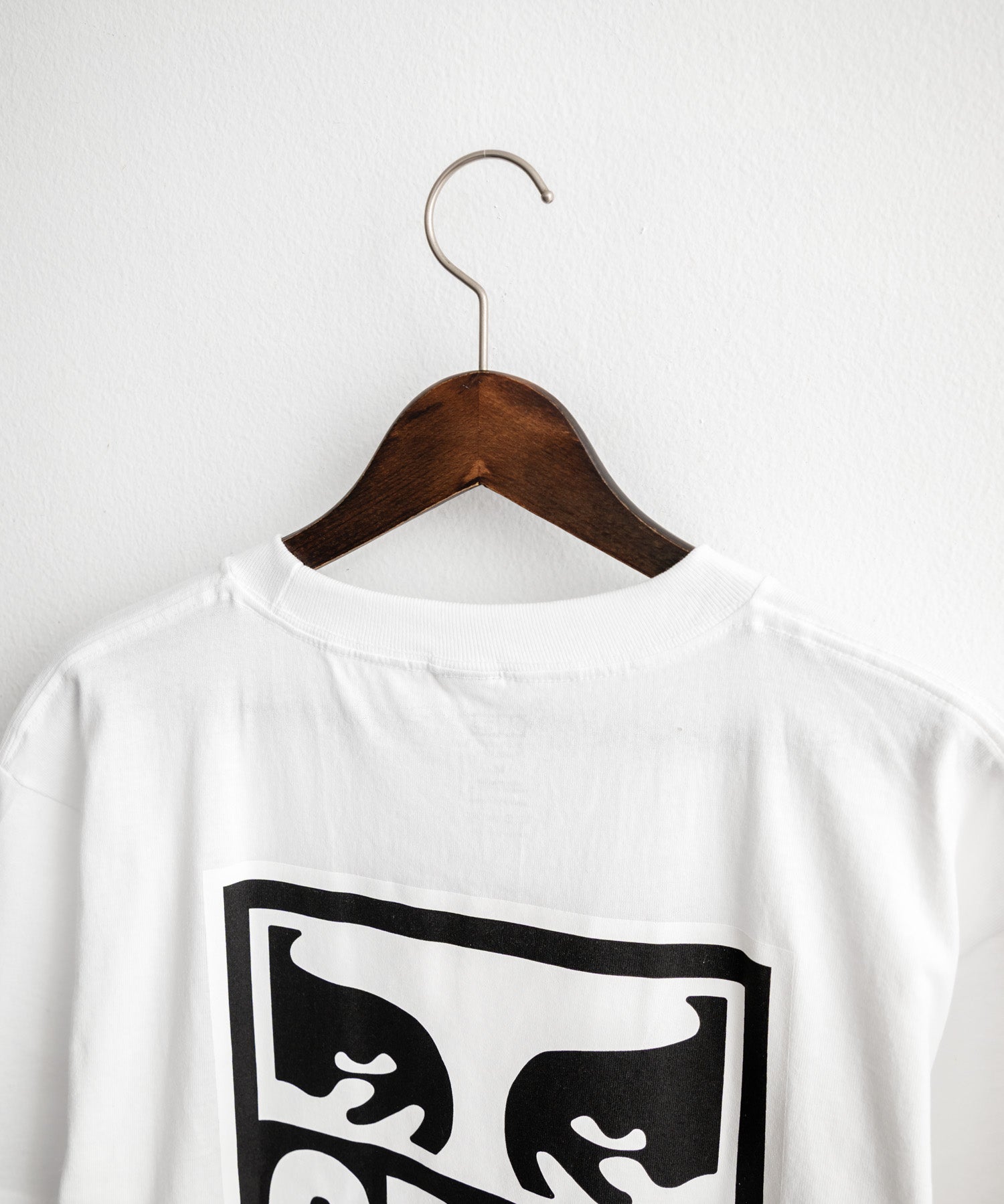 OBEY オベイ CLASSIC TEES バックグラフィックプリント半袖Tシャツ 16113
