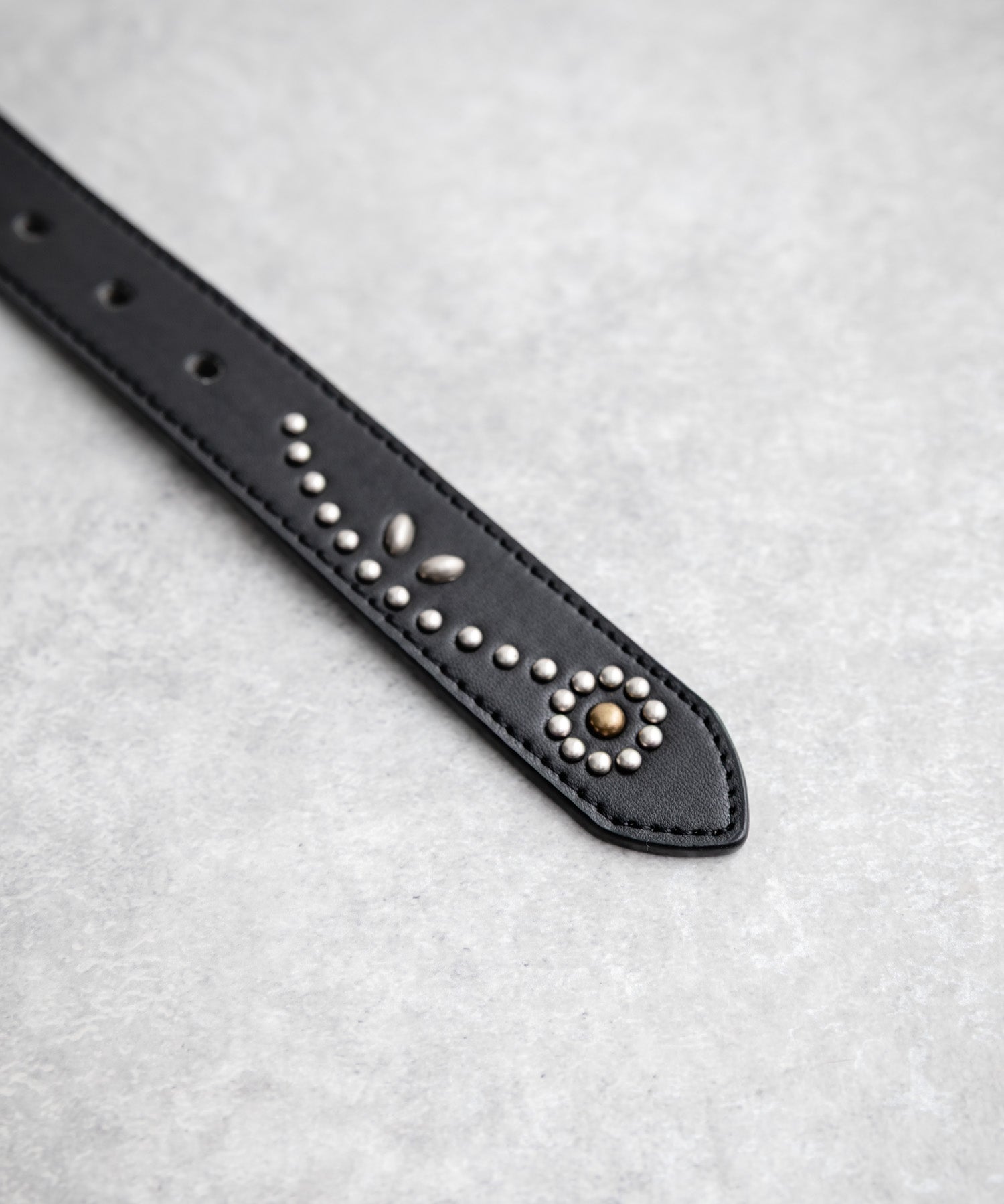 Dickies ディッキーズ サイズ調整可能 30mm PUレザー スタッズベルト 16243