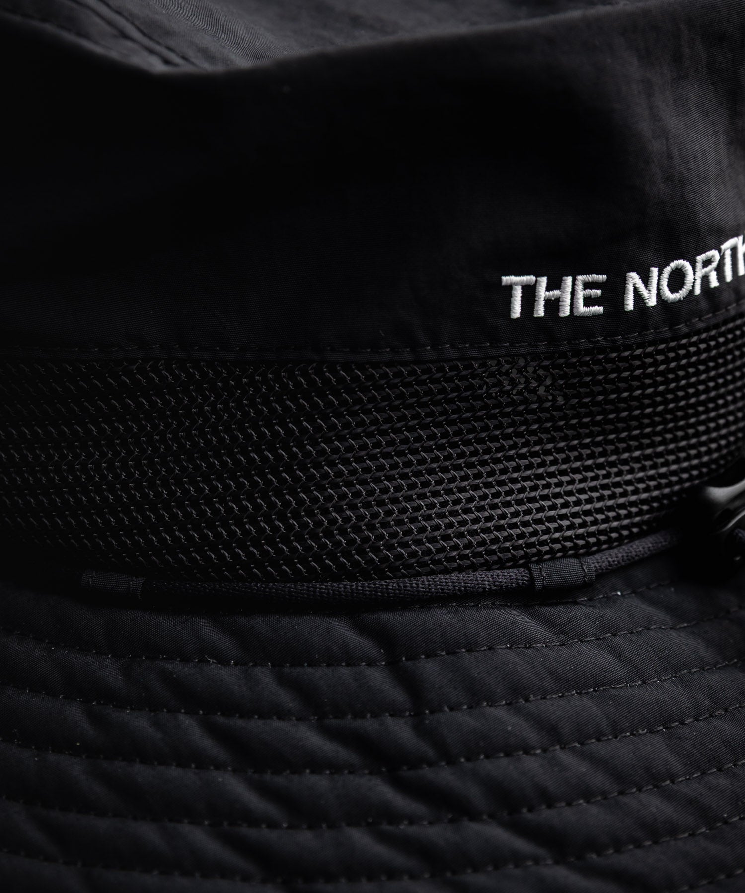 THE NORTH FACE ザ・ノースフェイス TNF LIGHT SHIELD HAT 接触冷感 取り外し可能 日除けサンシェード付きアドベンチャーハット/サファリハット 16137