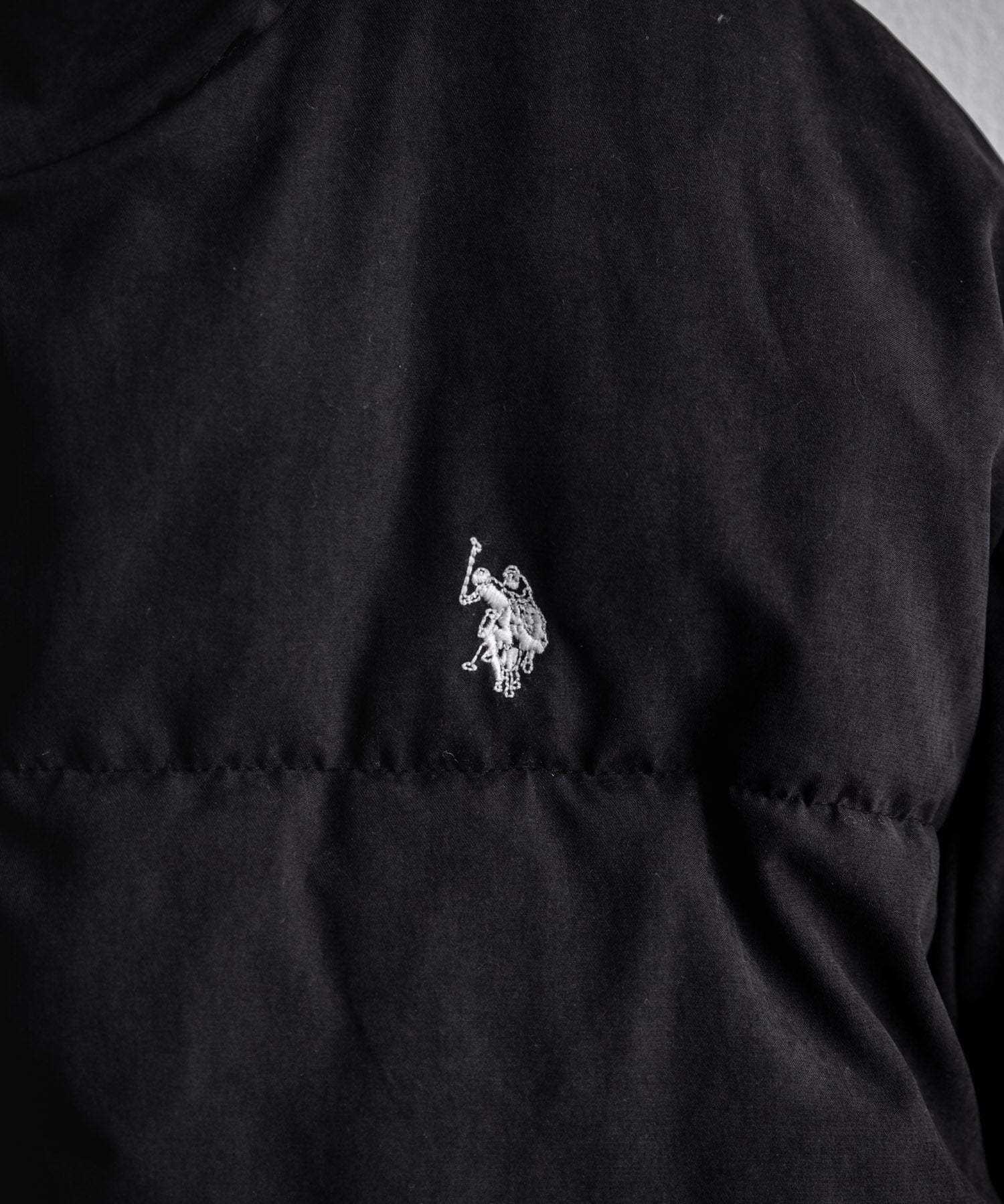 U.S. POLO ASSN. ユーエスポロアッスン オーバーサイズピーチスキンスタンドネックパファージャケット/ワンポイントロゴ刺繍中綿ショートブルゾン 16633