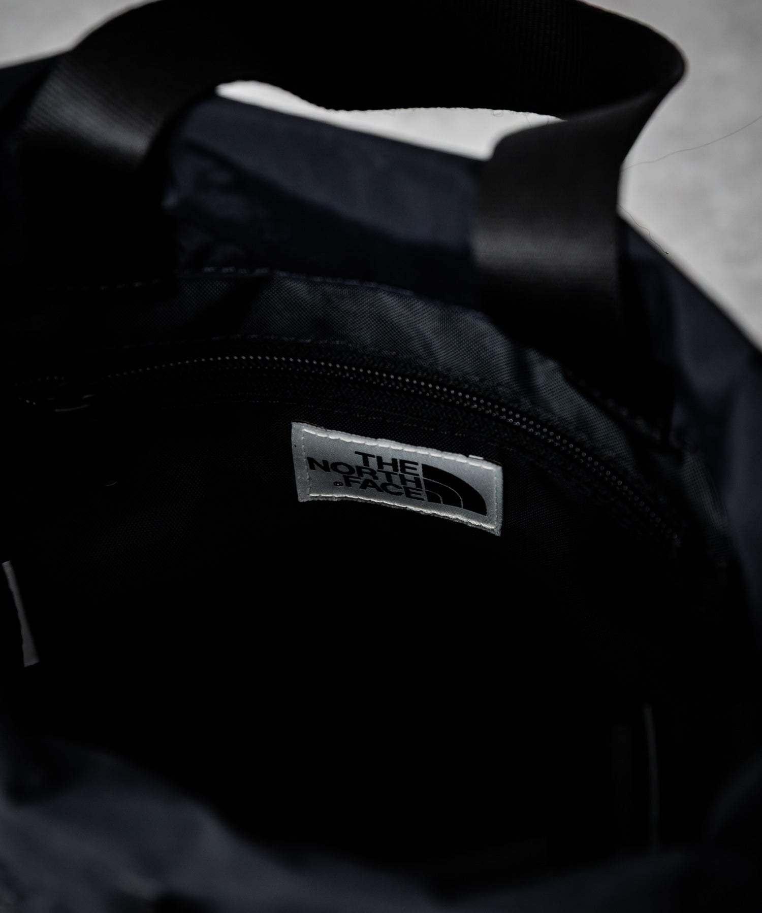 新色追加 日本未展開モデル THE NORTH FACE ザ・ノースフェイス WHITE LABEL LINDEN MESH BUCKET BAG MINI 2WAYバケットバッグミニ 韓国限定 15051