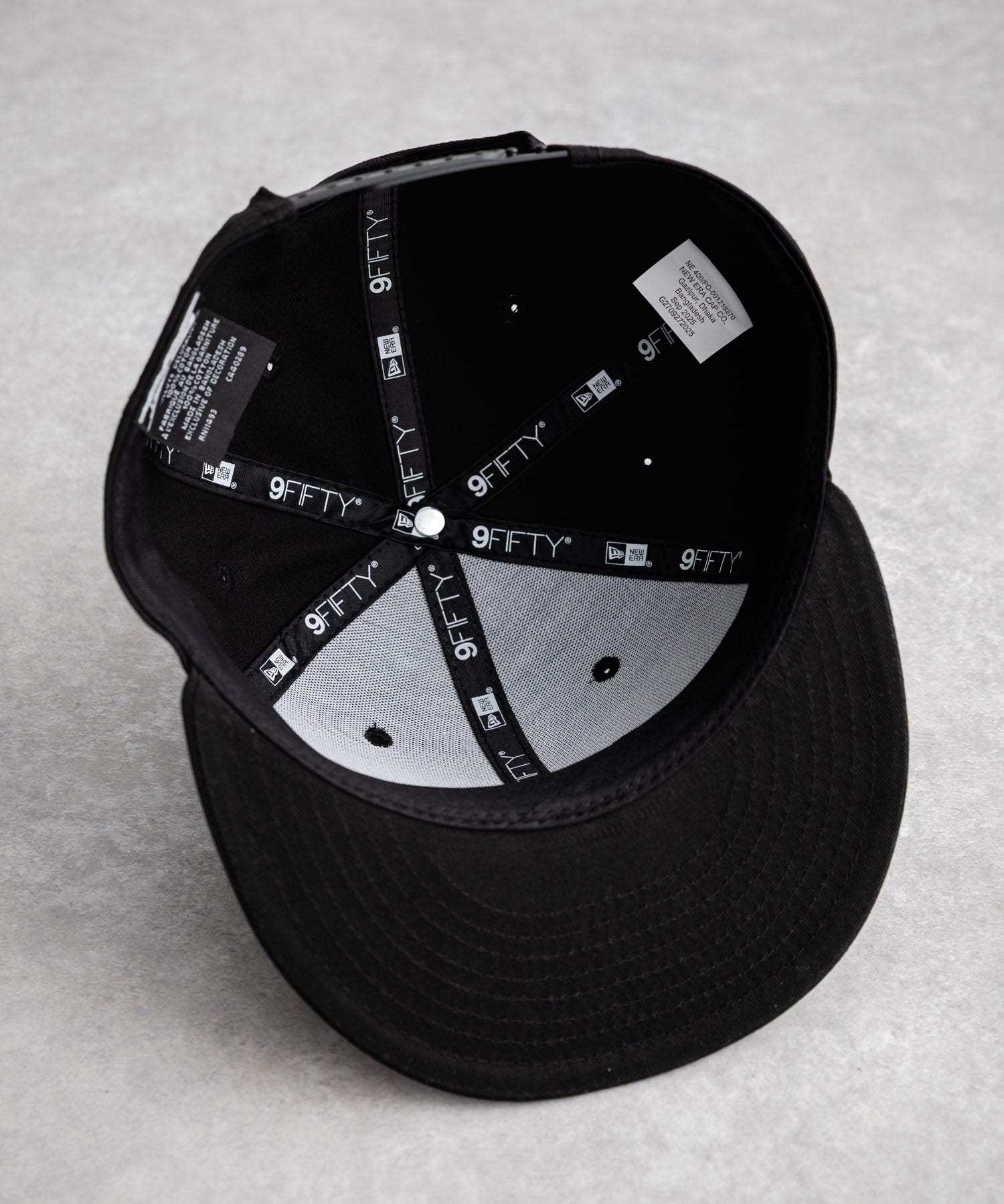 NEW ERA ニューエラ Flat Bill Snapback Cap 9FIFTY フラットバイザーワンポイントフラッグロゴ刺繍ベースボールキャップ 16119
