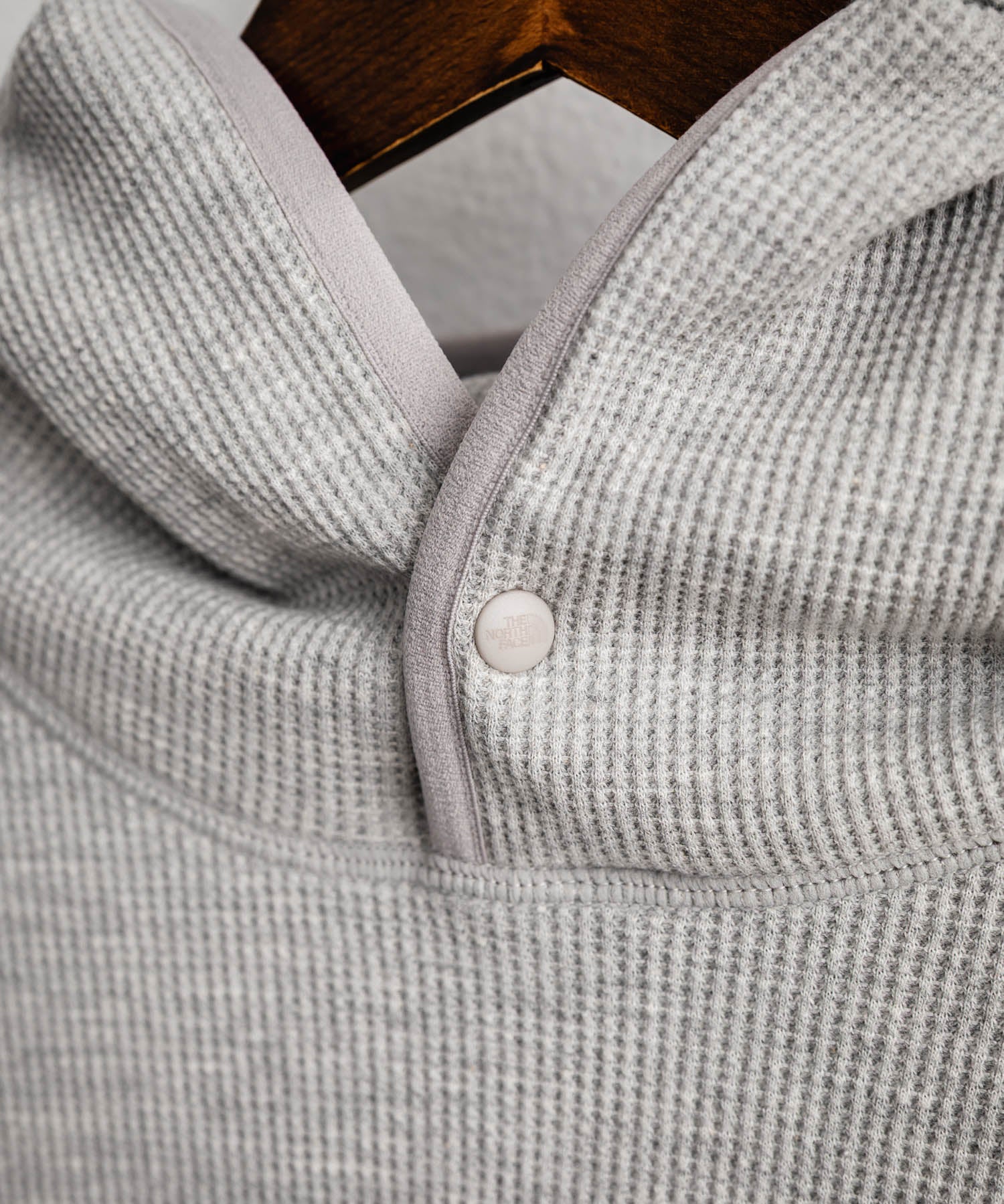 日本未展開モデル THE NORTH FACE ザ・ノースフェイス WHITE LABEL ホワイトレーベル WAFFLE HOOD PULLOVER オーバーサイズワッフルミニボックスロゴ刺繍パーカー 15065