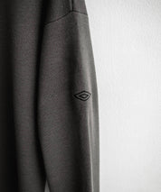 UMBRO アンブロ 別注コラボ オーバーサイズワンポイントロゴ刺繍クルーネックアクリルニットセーター 14945
