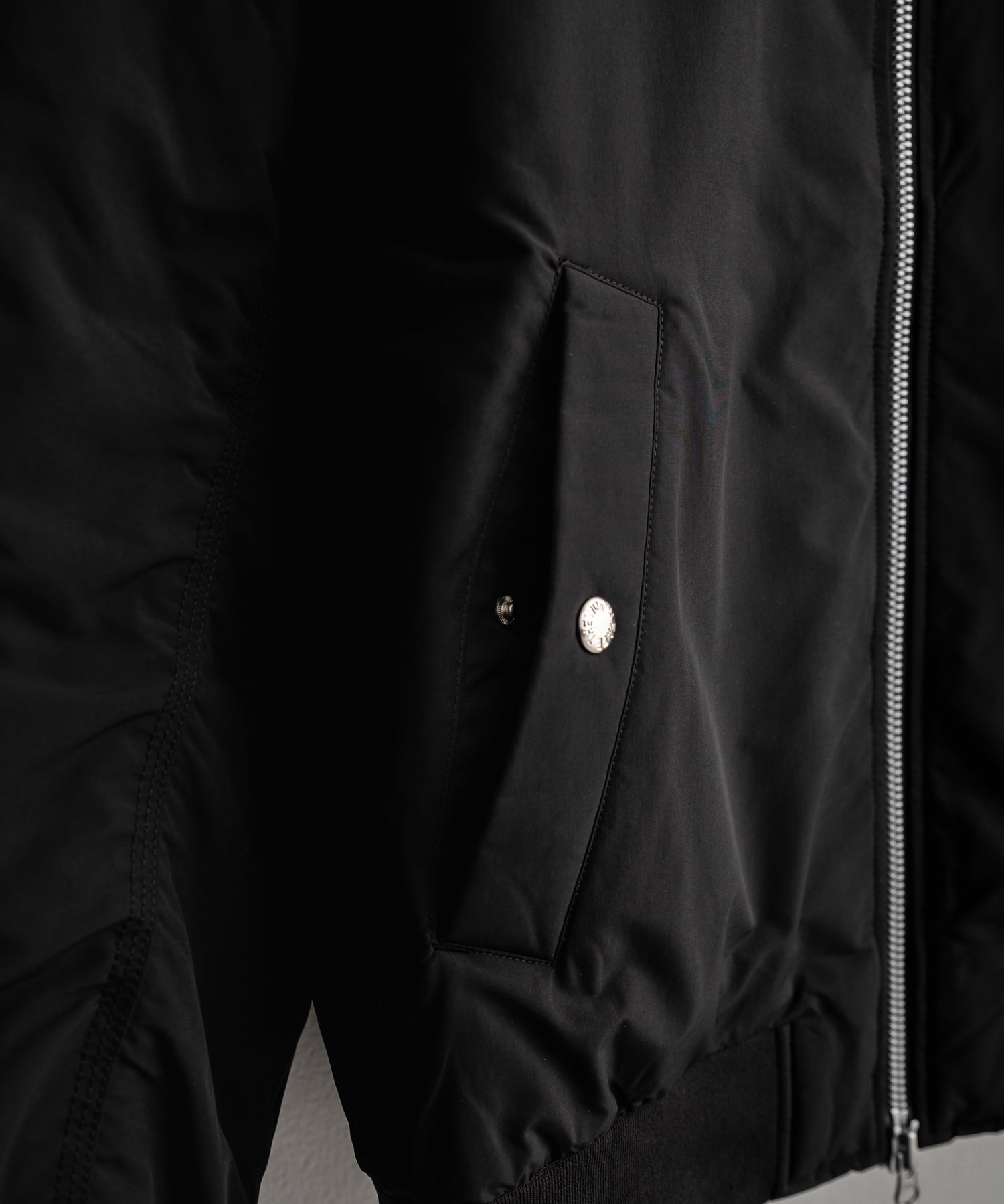 日本未展開モデル THE NORTH FACE ザ・ノースフェイス WHITE LABEL ホワイトレーベル HAYDEN EX HEAT BOMBER ヘイデンEXヒートボンバー MA-1 15625