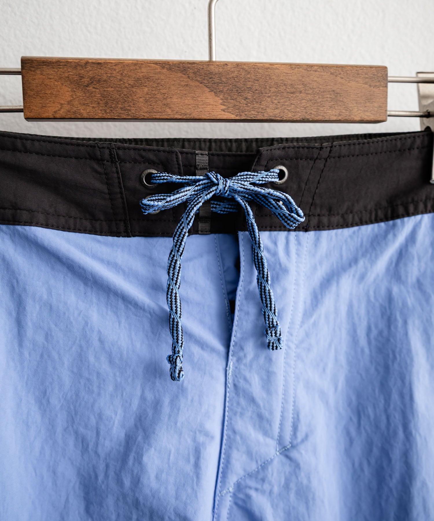 Patagonia パタゴニア M'S WAVEFARER BOARDSHORTS 19 IN 水陸両用