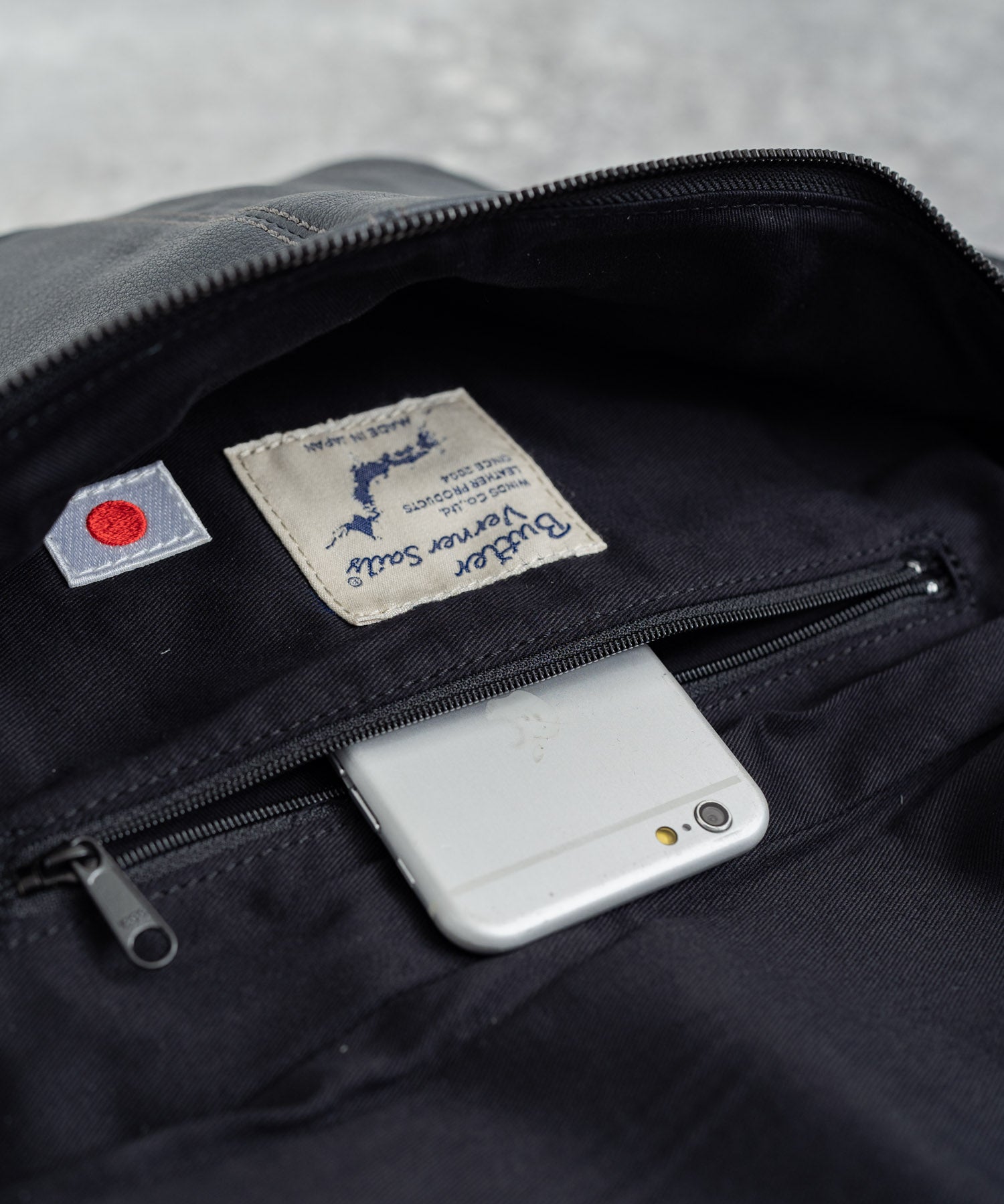 Butler Verner Sails バトラーバーナーセイルズ 日本製 国産 ヌメ革シュリンクワンショルダー JA-2045 7204