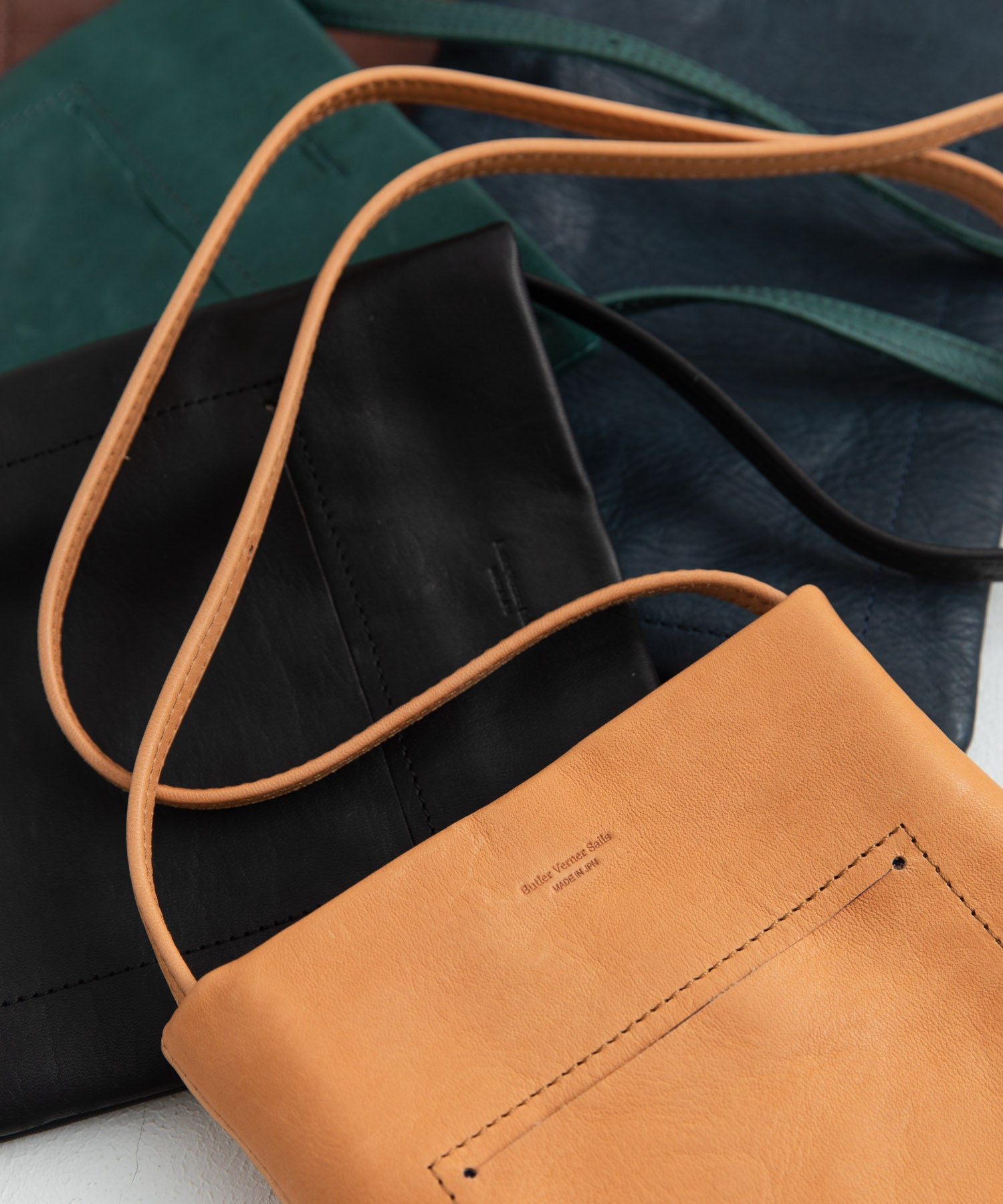 Butler Verner Sails バトラーバーナーセイルズ 日本製 国産 隠しマグネット馬革シンプルショルダー JA-2522 9968