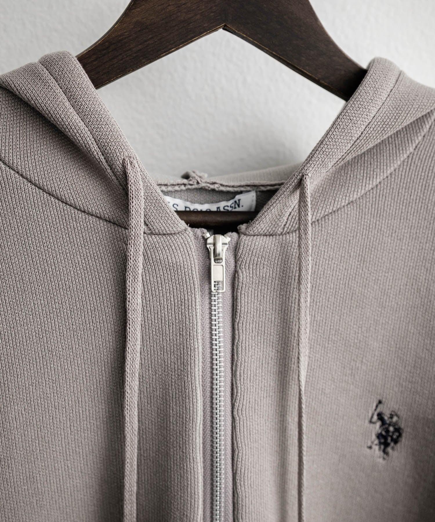 U.S. POLO ASSN. ユーエスポロアッスン W's オーバーサイズワンポイントロゴ刺繍スウェットライクニット短丈長袖パーカー 15732