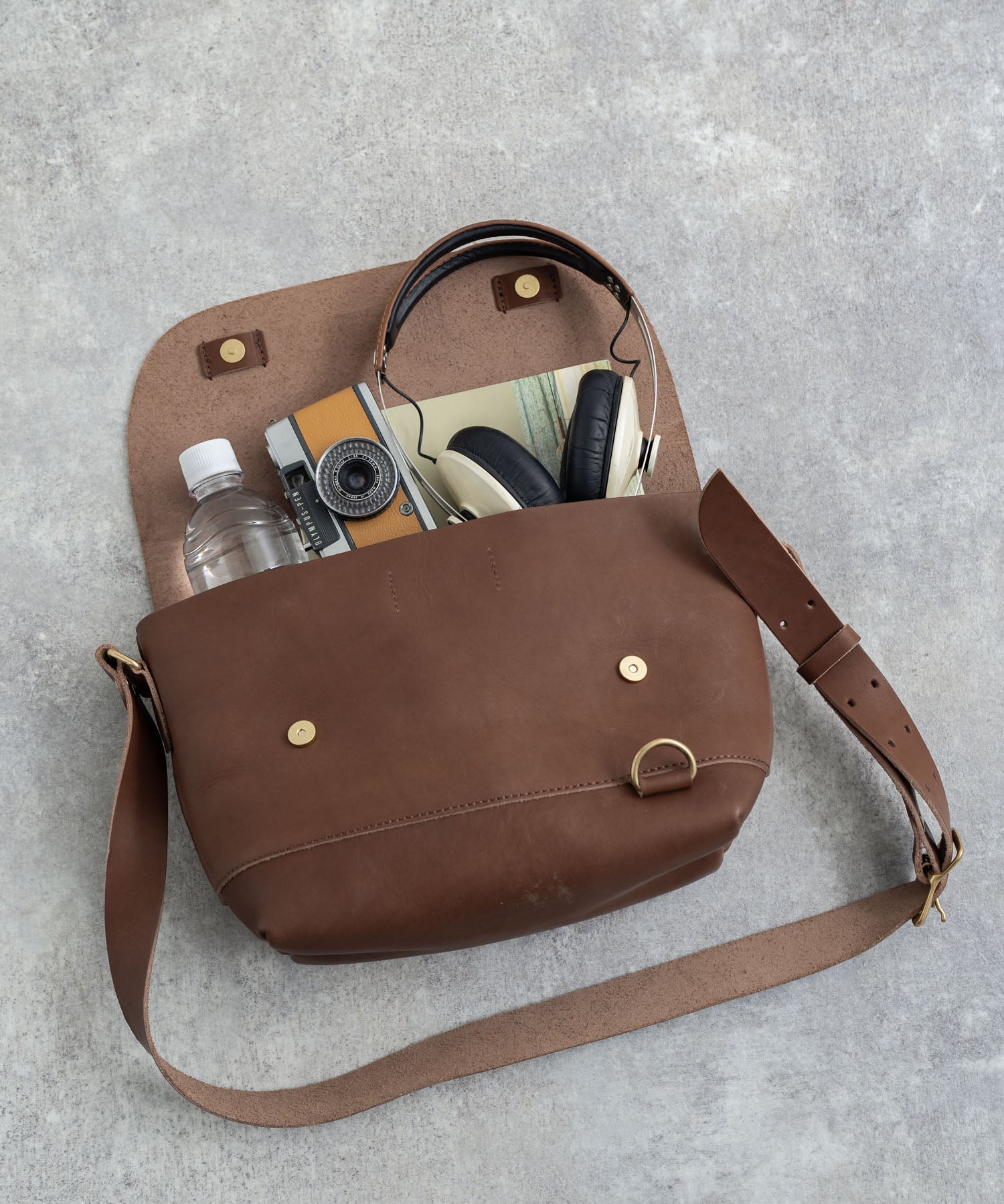 Butler Verner Sails バトラーバーナーセイルズ 日本製 国産本ヌメ革ショルダーバッグ JA-0918-3 1900