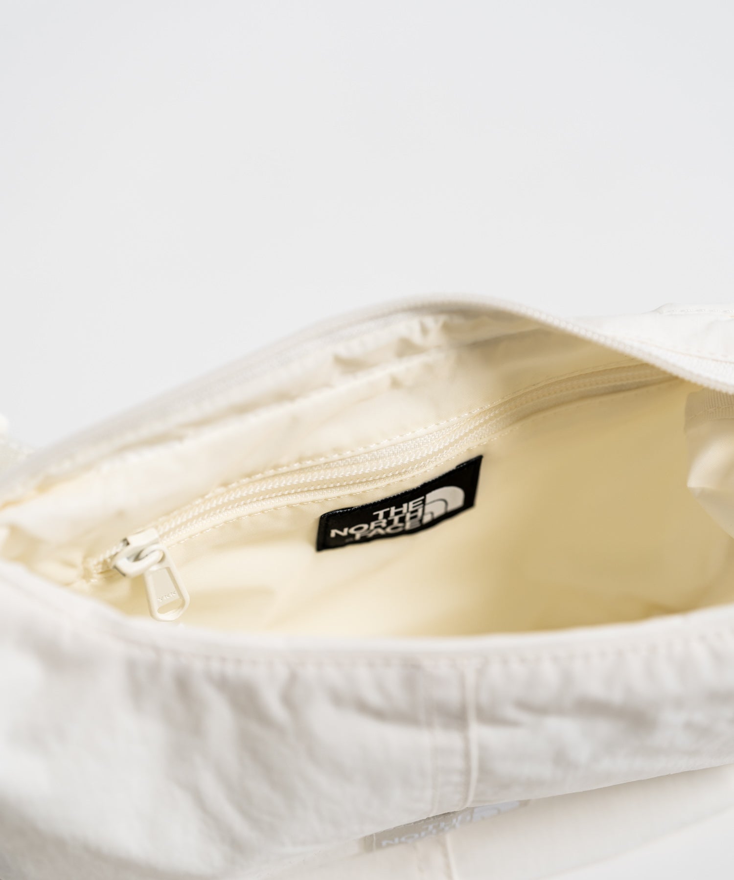 THE NORTH FACE ザ・ノースフェイス URBAN TOTE BAG MINI 2WAYワンポイントロゴショルダーバッグ/ハンドバッグ 15876