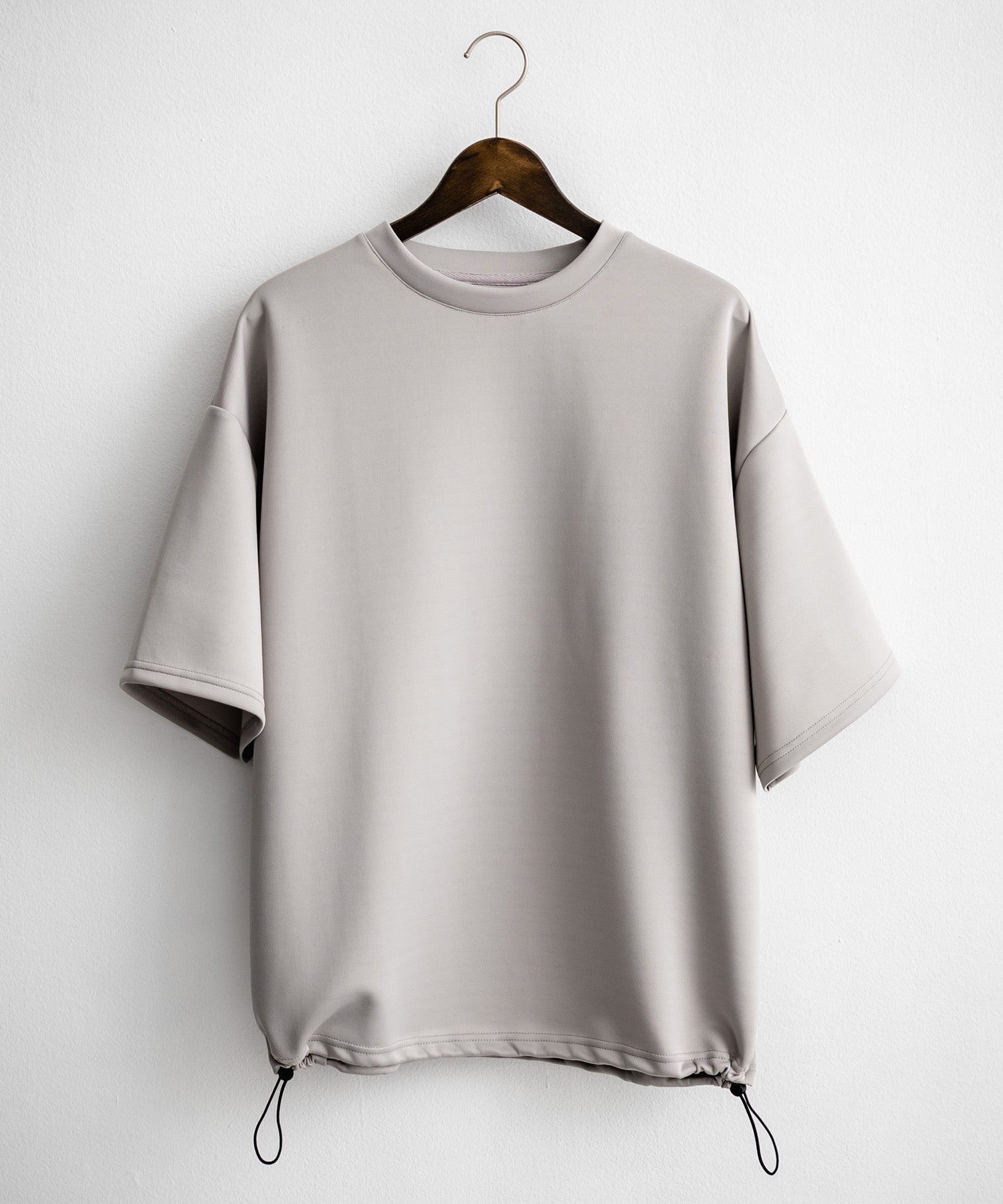 接触冷感 オーバーサイズダンボール裾ドローコード半袖クルーネックTシャツ