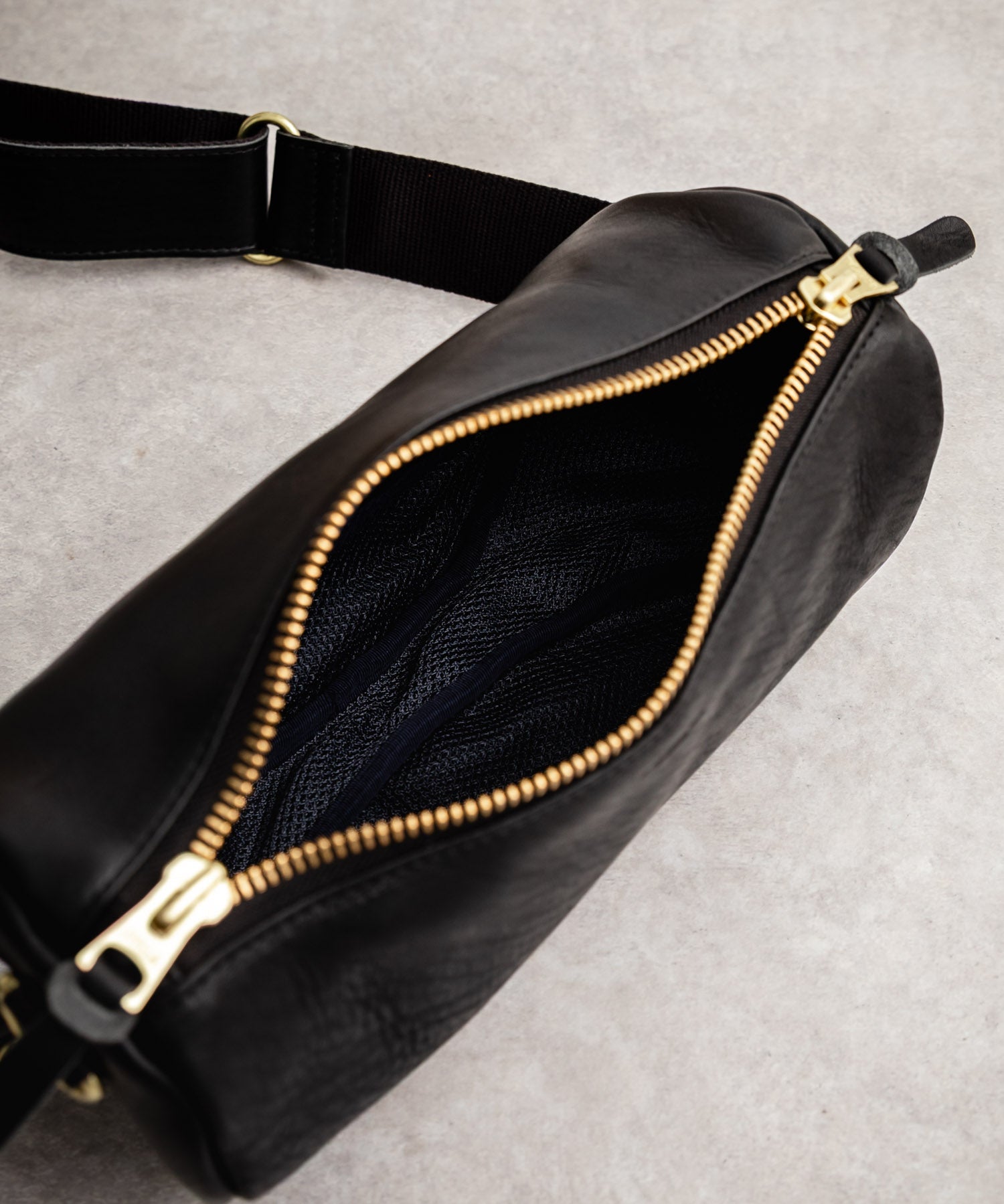 Butler Verner Sails バトラーバーナーセイルズ 日本製 国産 オイルレザーショルダーバッグ JI-3001 15213