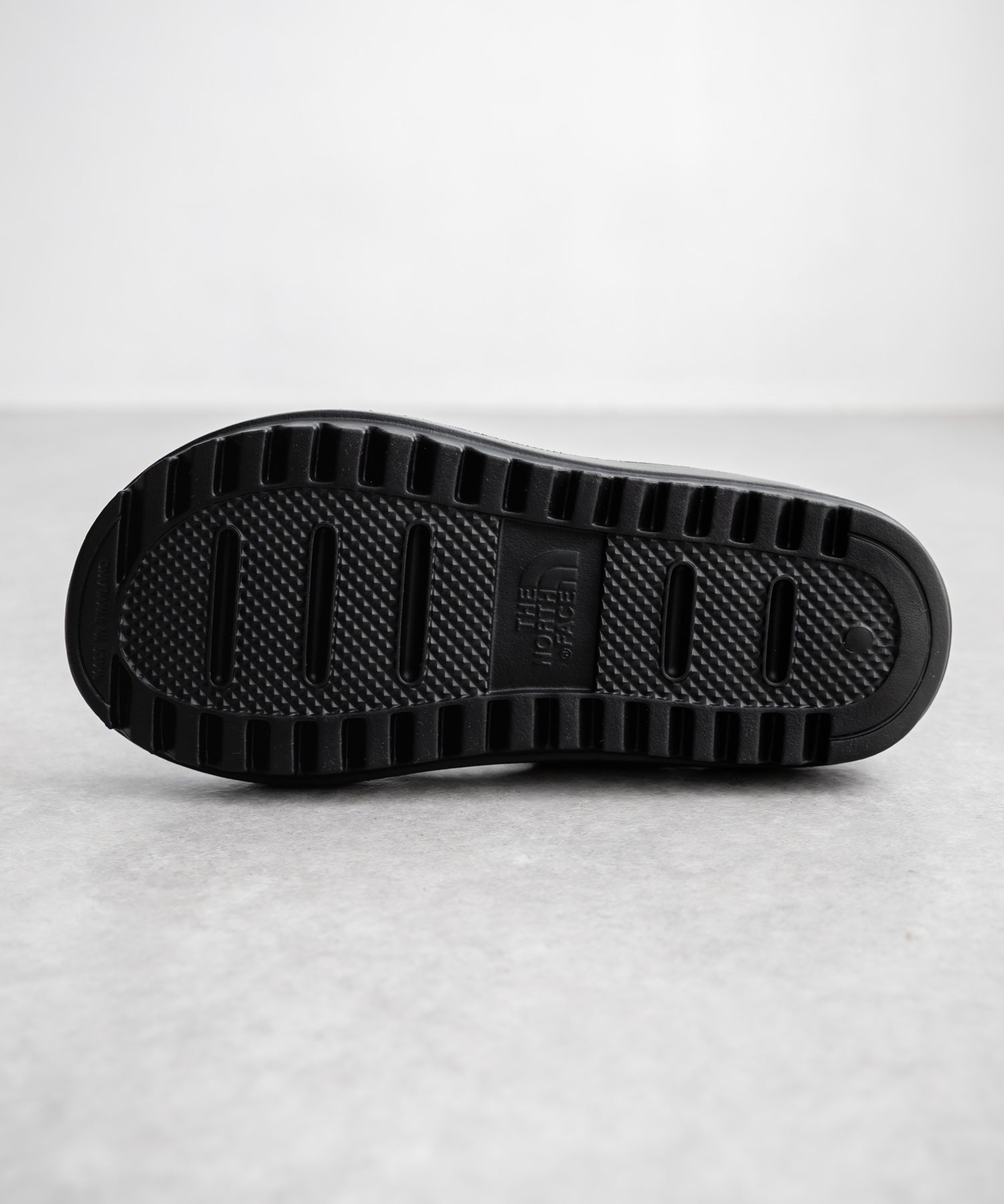 THE NORTH FACE ザ・ノースフェイス CAMPER’S FLIP 厚底トングサンダル	 16104
