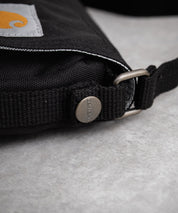 Carhartt カーハート Crossbody Horizontal Bag 横型クロスボディバッグ/ワンポイントロゴ斜め掛けショルダーバッグ 15536