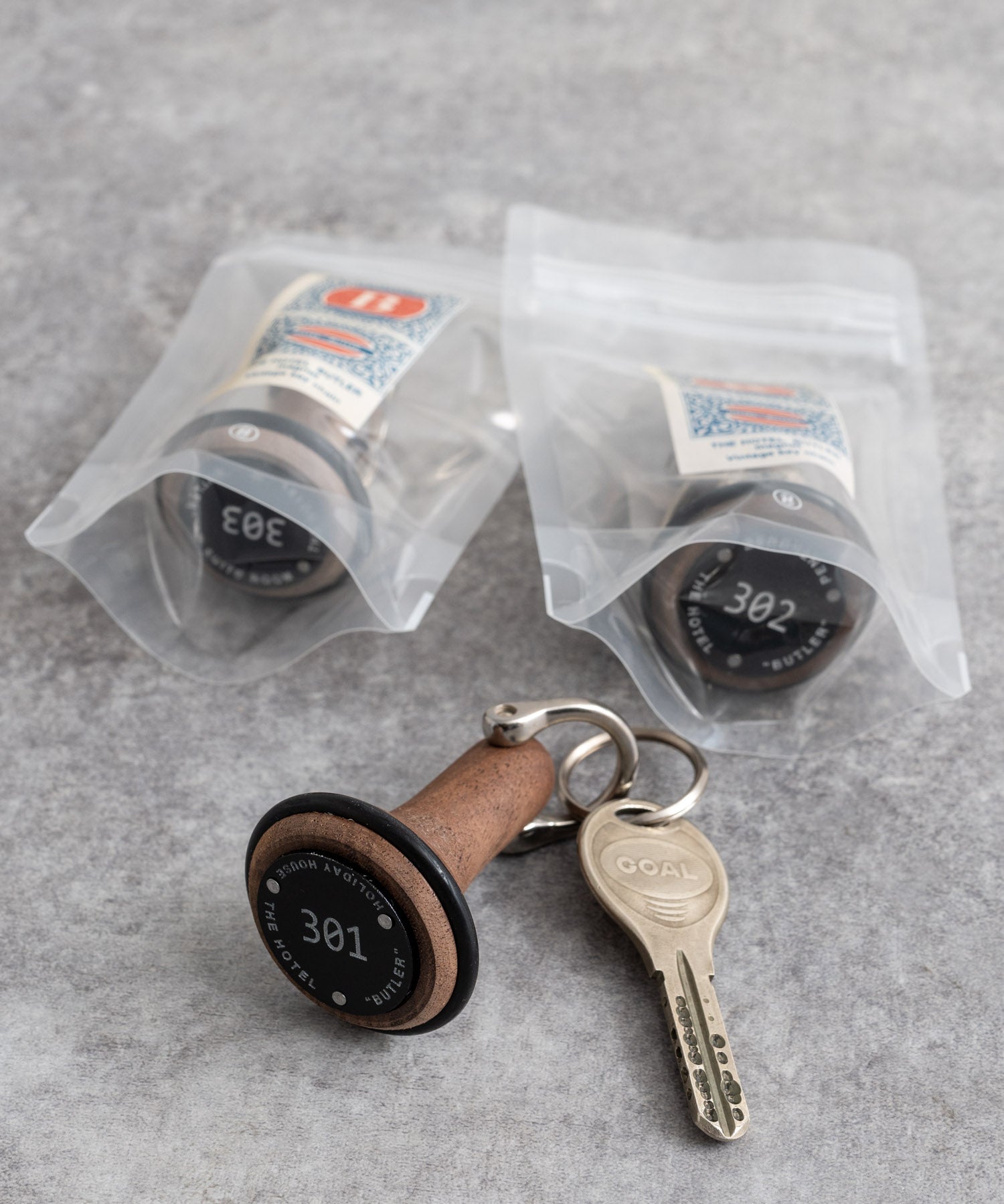 Butler Verner Sails バトラーバーナーセイルズ 日本製 国産 WALNUT THE HOTEL KEY HOLDER JW-2579 12337