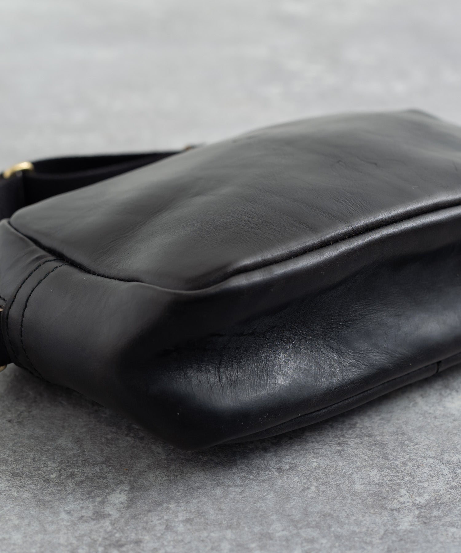 Butler Verner Sails バトラーバーナーセイルズ 日本製 国産牛革スクエアショルダーバッグ JA-1712-2 4065