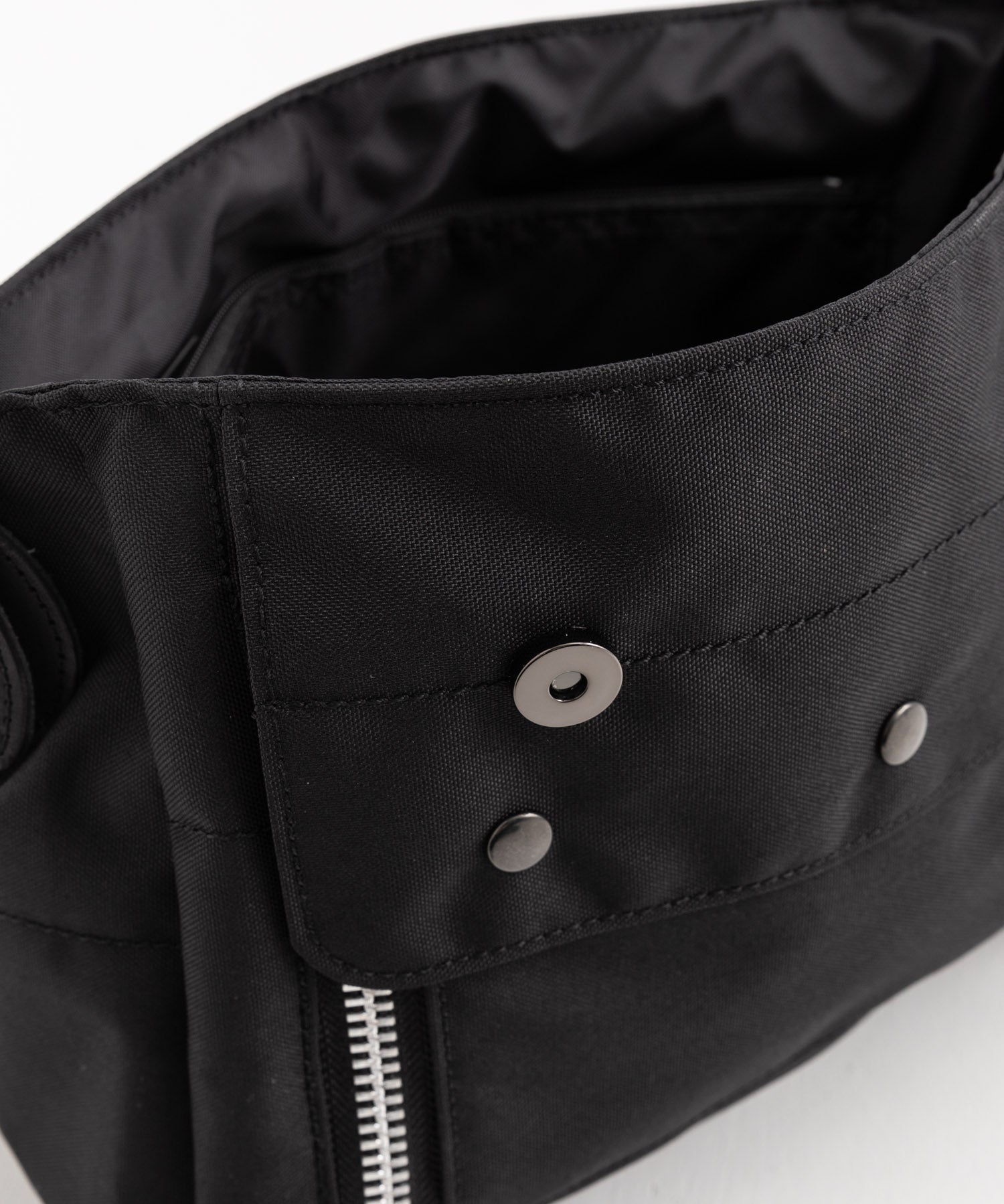 Butler Verner Sails バトラーバーナーセイルズ 日本製 国産 コーデュラ10ファスナーショルダー JA-2825 13145