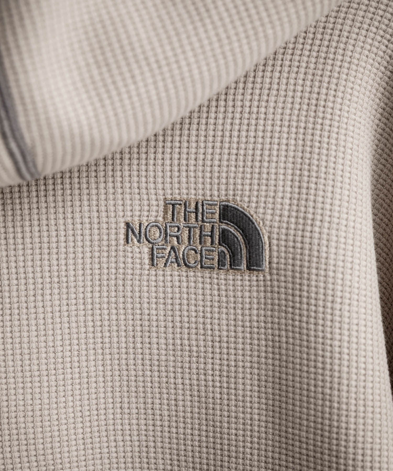 THE NORTH FACE ザ・ノースフェイス M'S SERRA L/S HOODIE ワッフルプルオーバーパーカー 15890