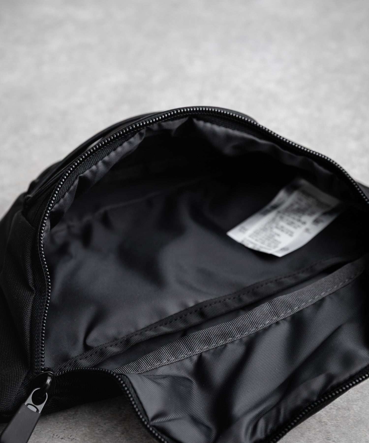 THE NORTH FACE ザ・ノースフェイス JESTER LUMBAR ミニボディバッグ 15647