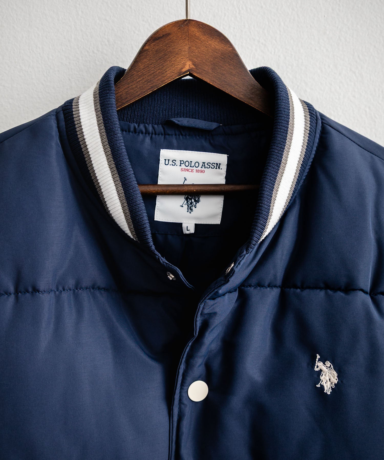 U.S. POLO ASSN. ユーエスポロアッスン PADDED VARSITY JACKET オーバーサイズワンポイントロゴ刺繍中綿スタジャン / 配色切替パデッドジャケット 14894